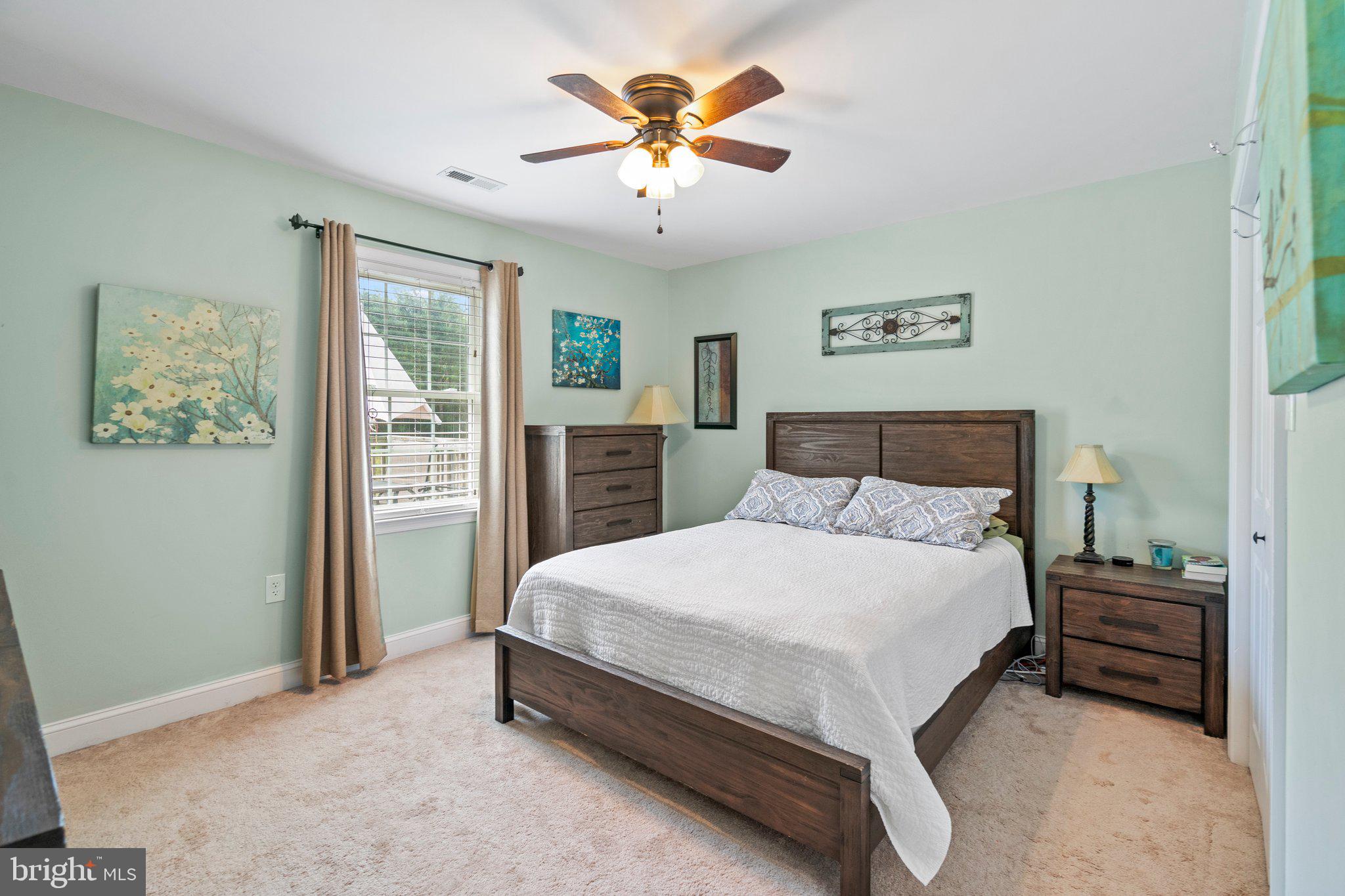 FAIRVIEW ACRES - Residential