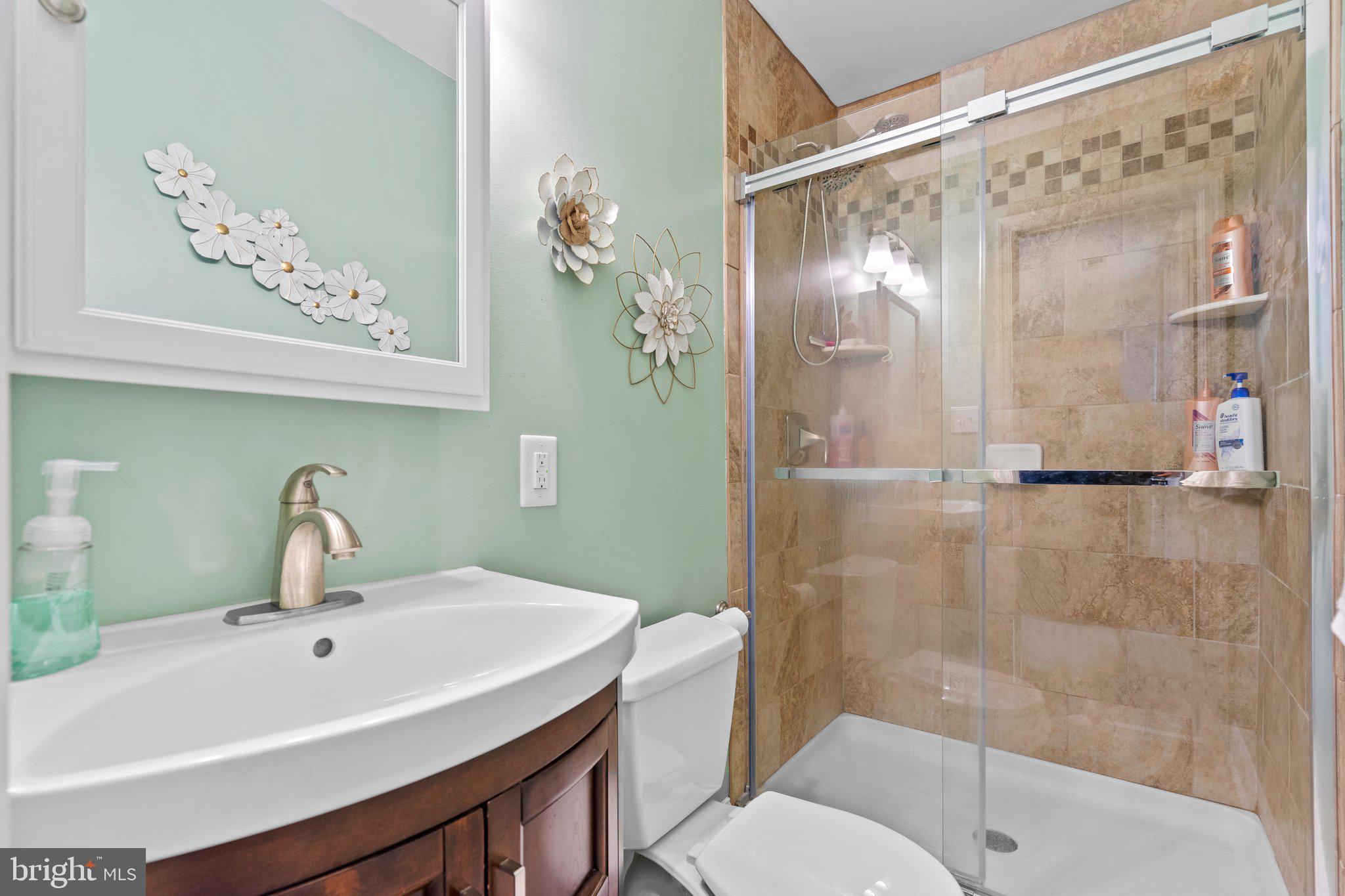 FAIRVIEW ACRES - Residential