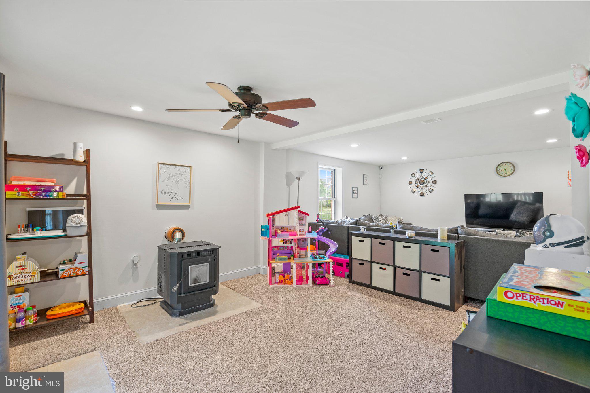 FAIRVIEW ACRES - Residential