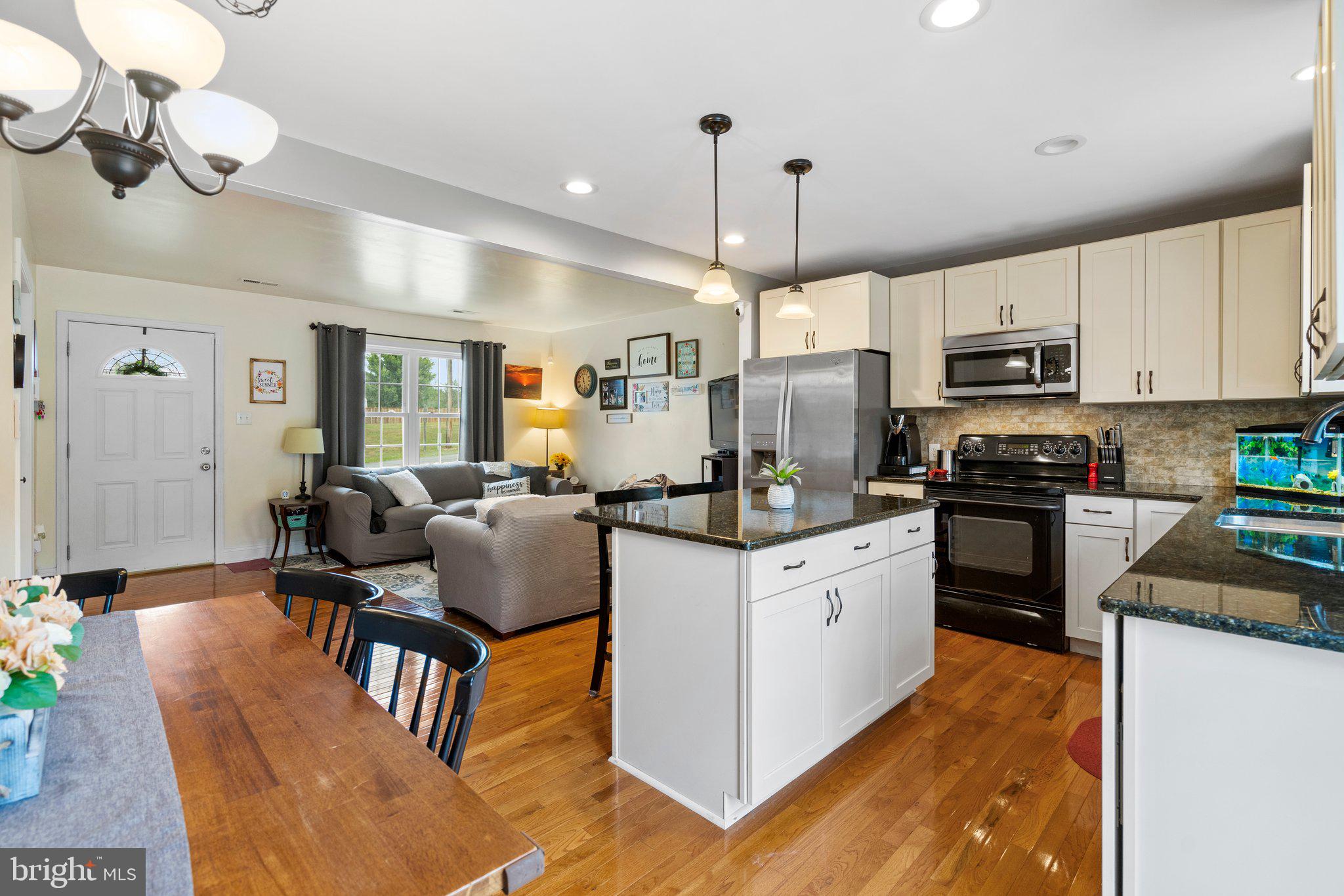 FAIRVIEW ACRES - Residential