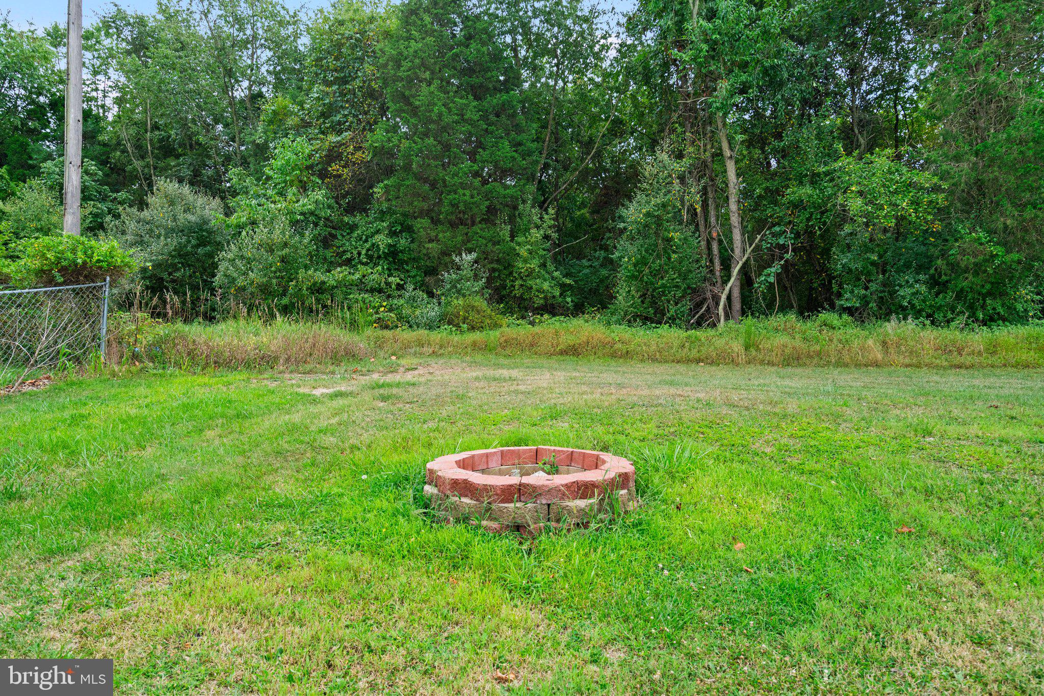 FAIRVIEW ACRES - Residential