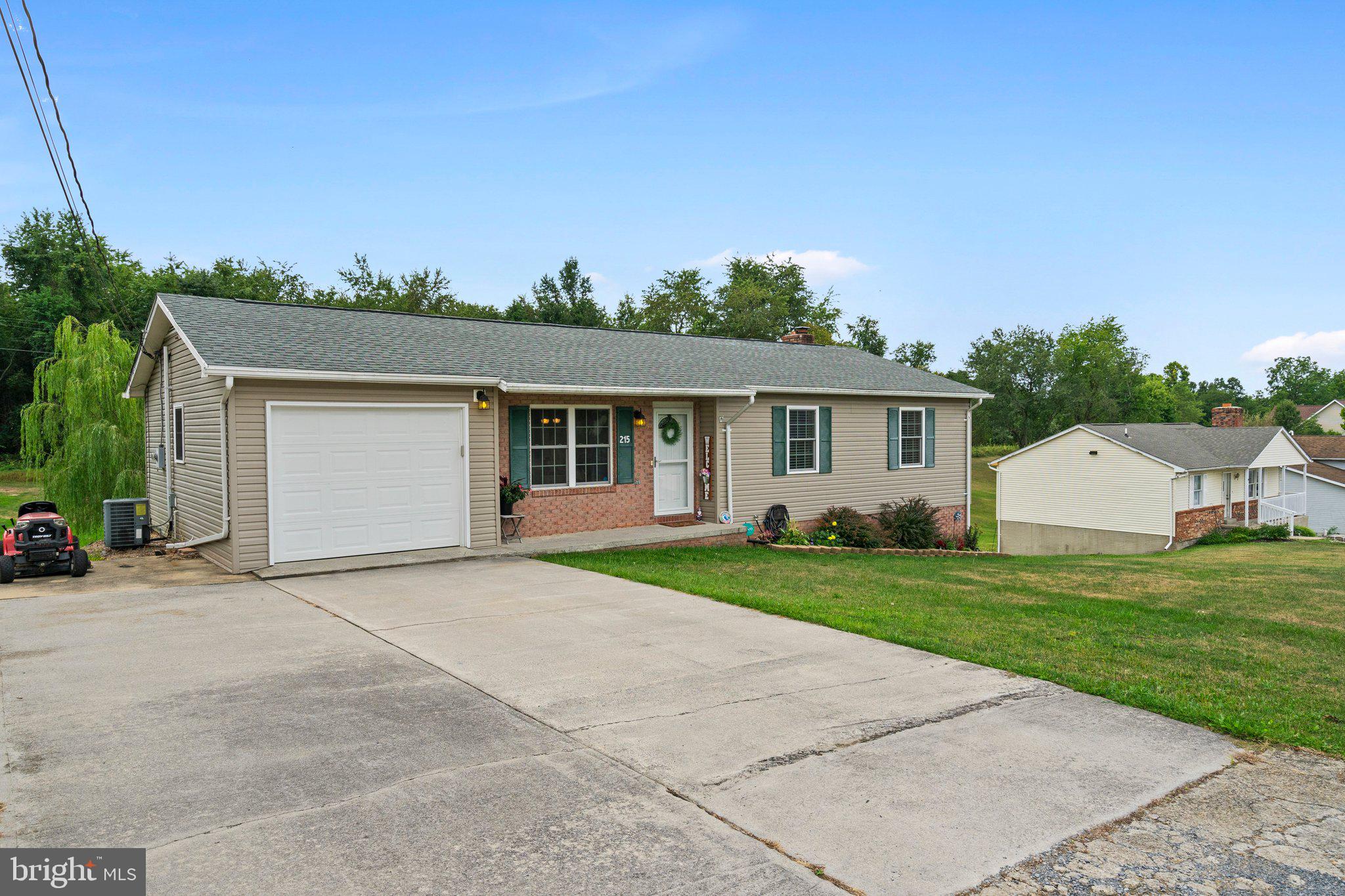 FAIRVIEW ACRES - Residential