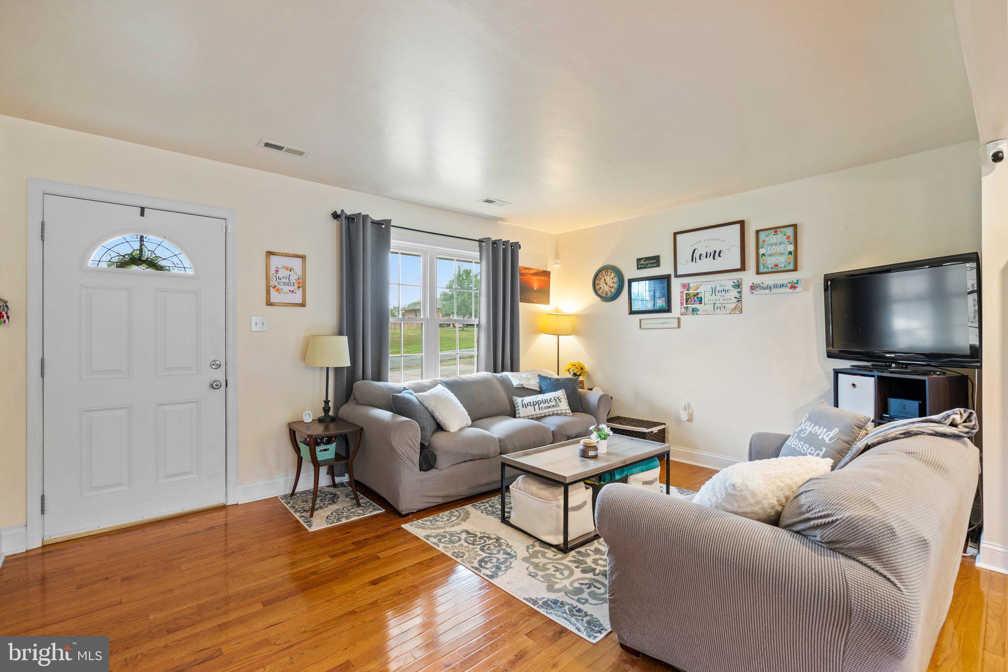 FAIRVIEW ACRES - Residential