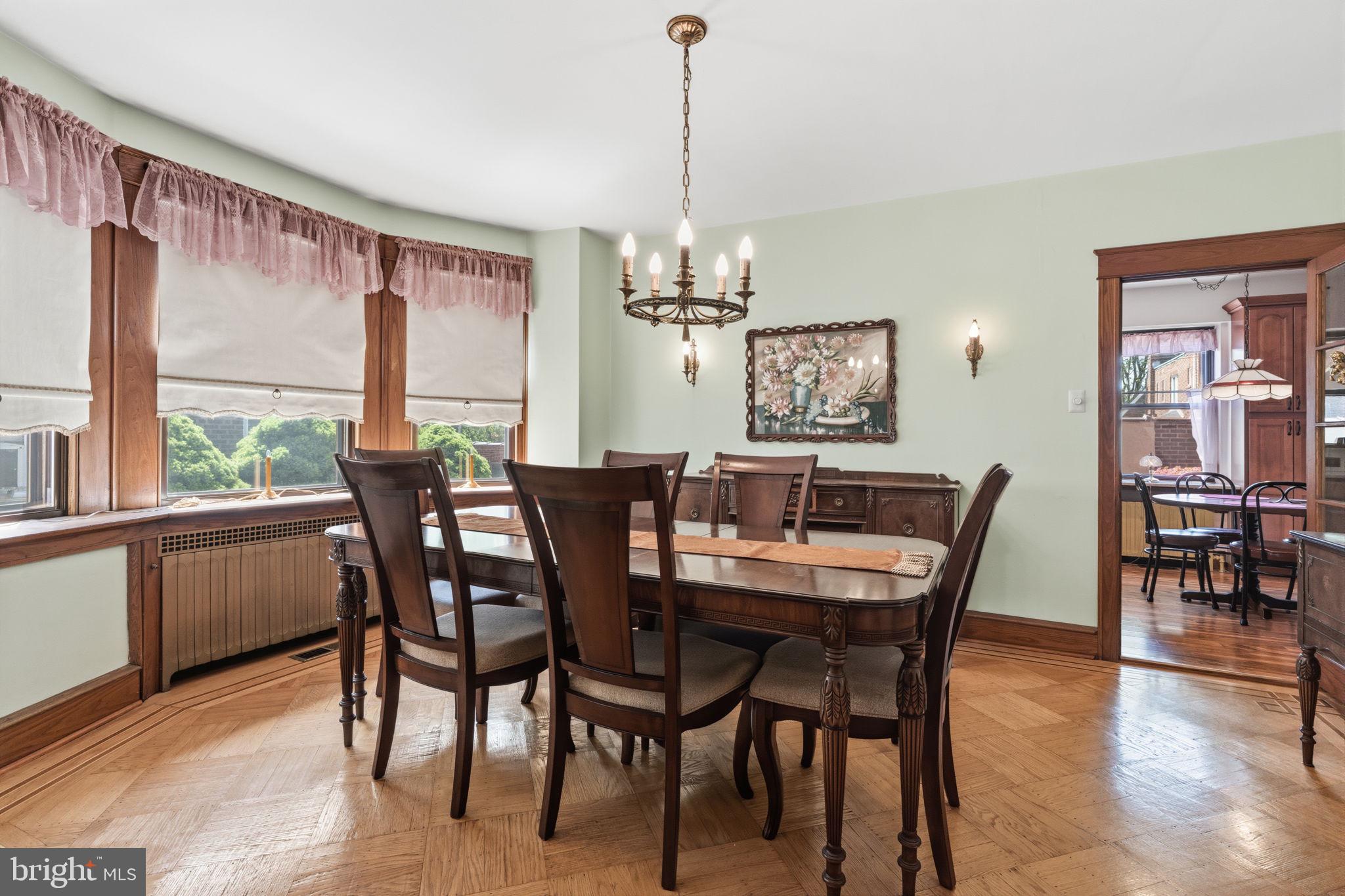 LAWNDALE - Residential