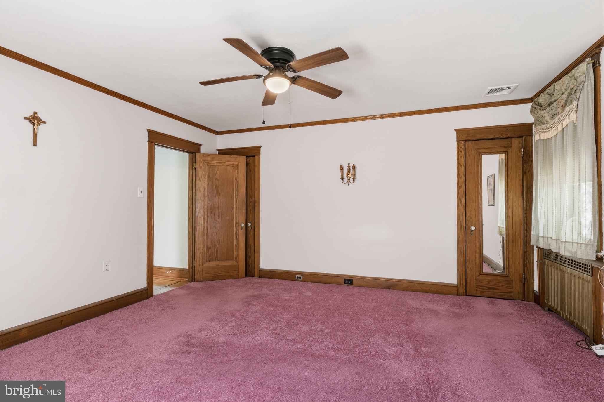 LAWNDALE - Residential