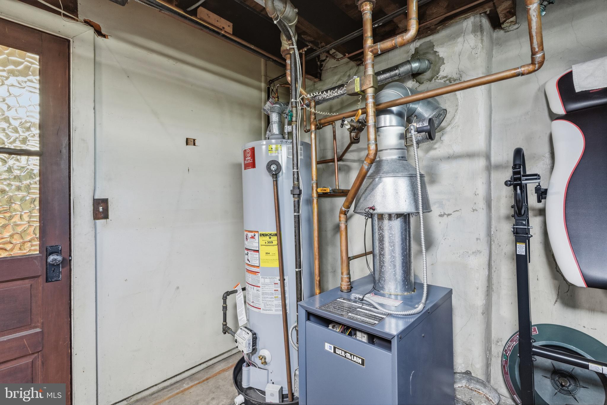 LAWNDALE - Residential