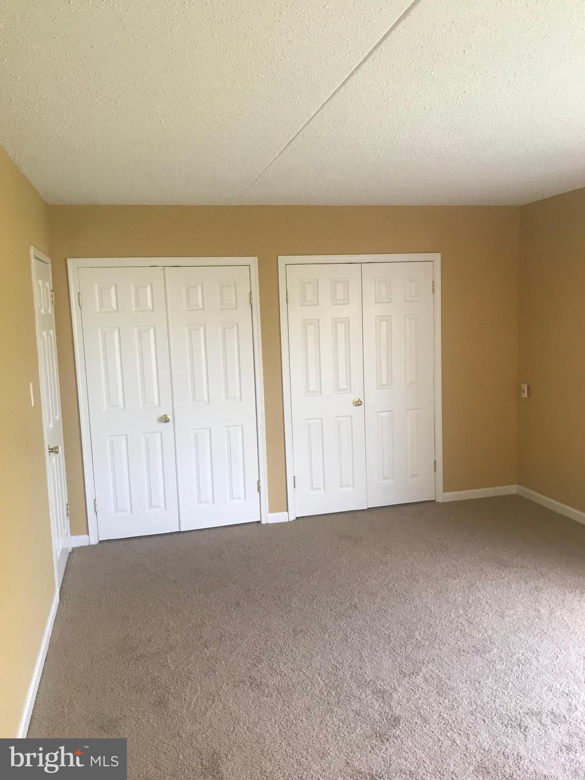 VILLAGES AT FALLS CHURCH - Residential