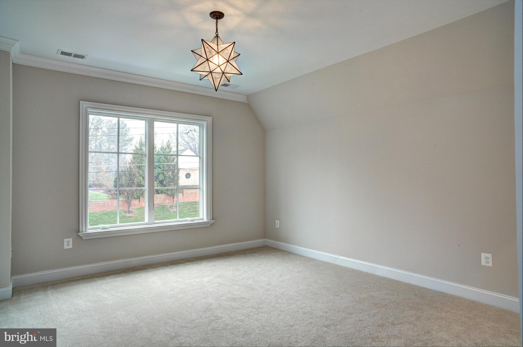 CHESTERBROOK - Residential