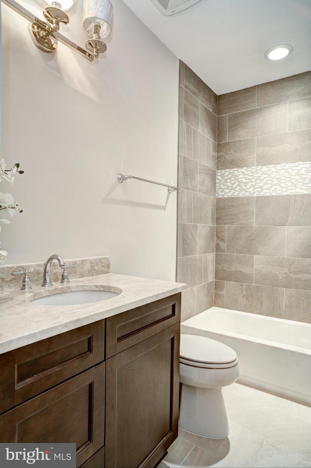 CHESTERBROOK - Residential