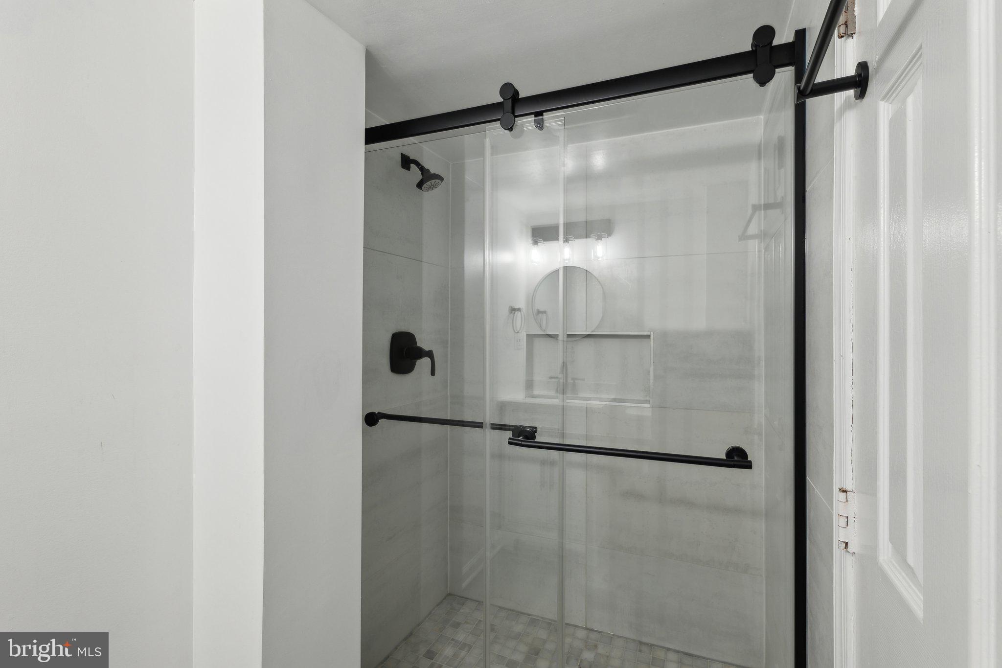 FRANKLIN KNOLLS - Residential