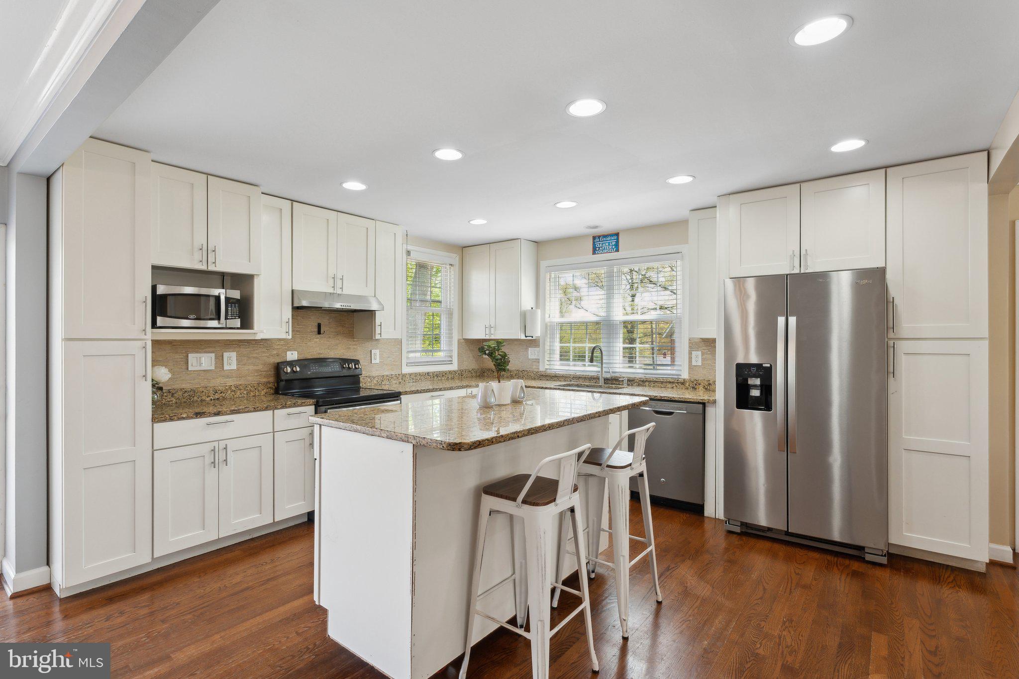 FRANKLIN KNOLLS - Residential