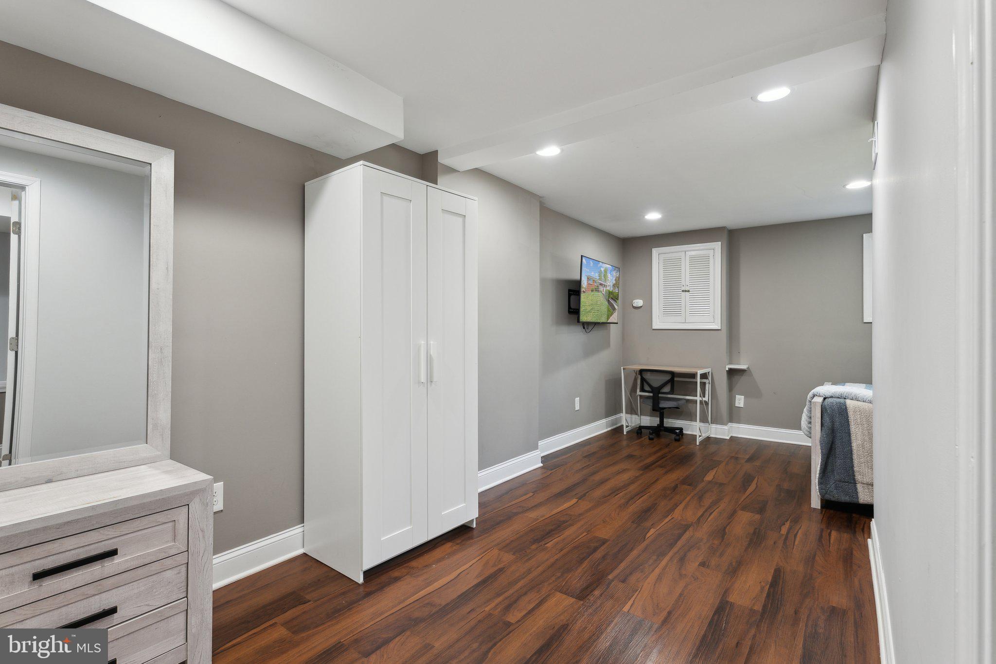 FRANKLIN KNOLLS - Residential