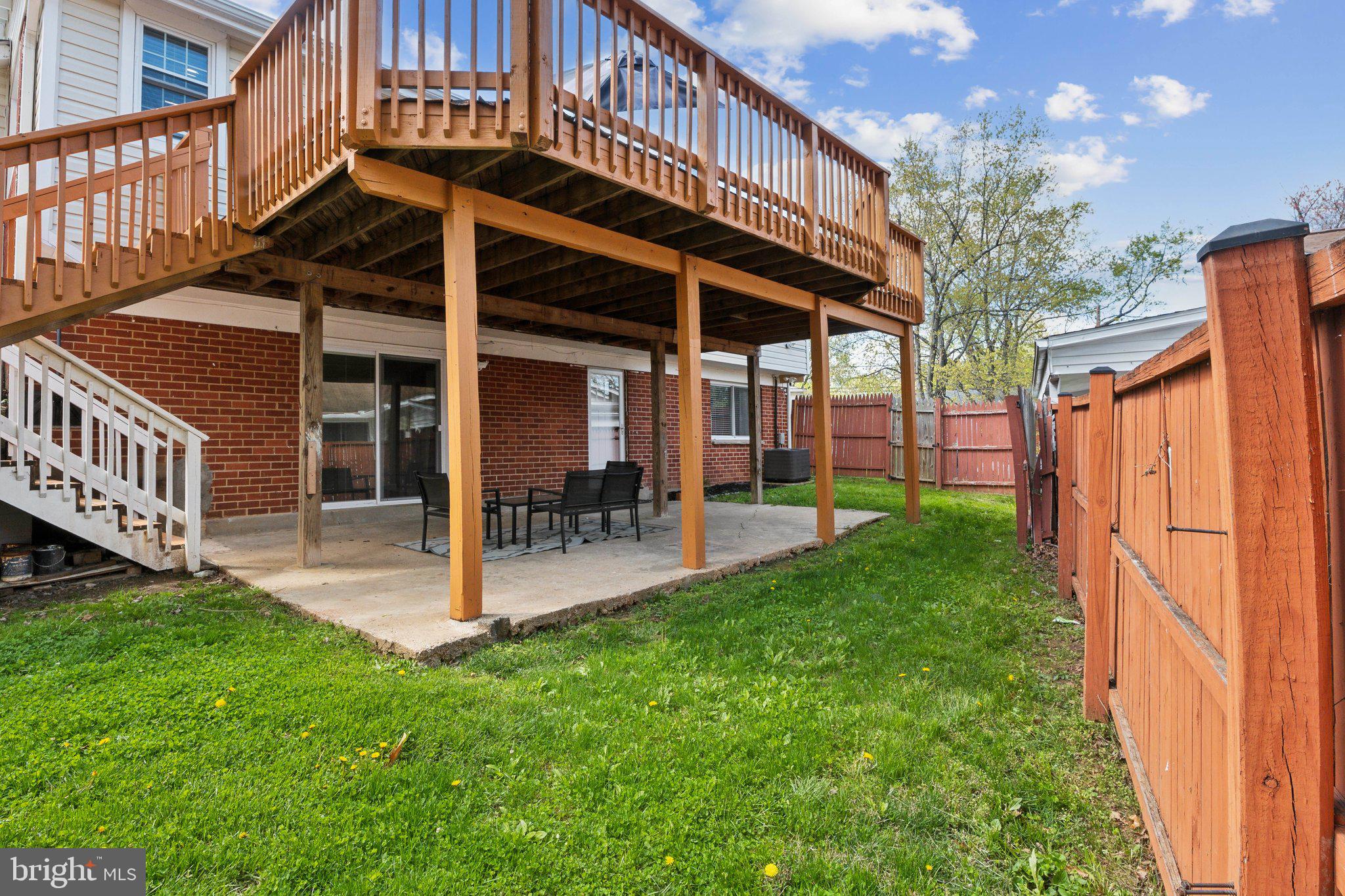 FRANKLIN KNOLLS - Residential