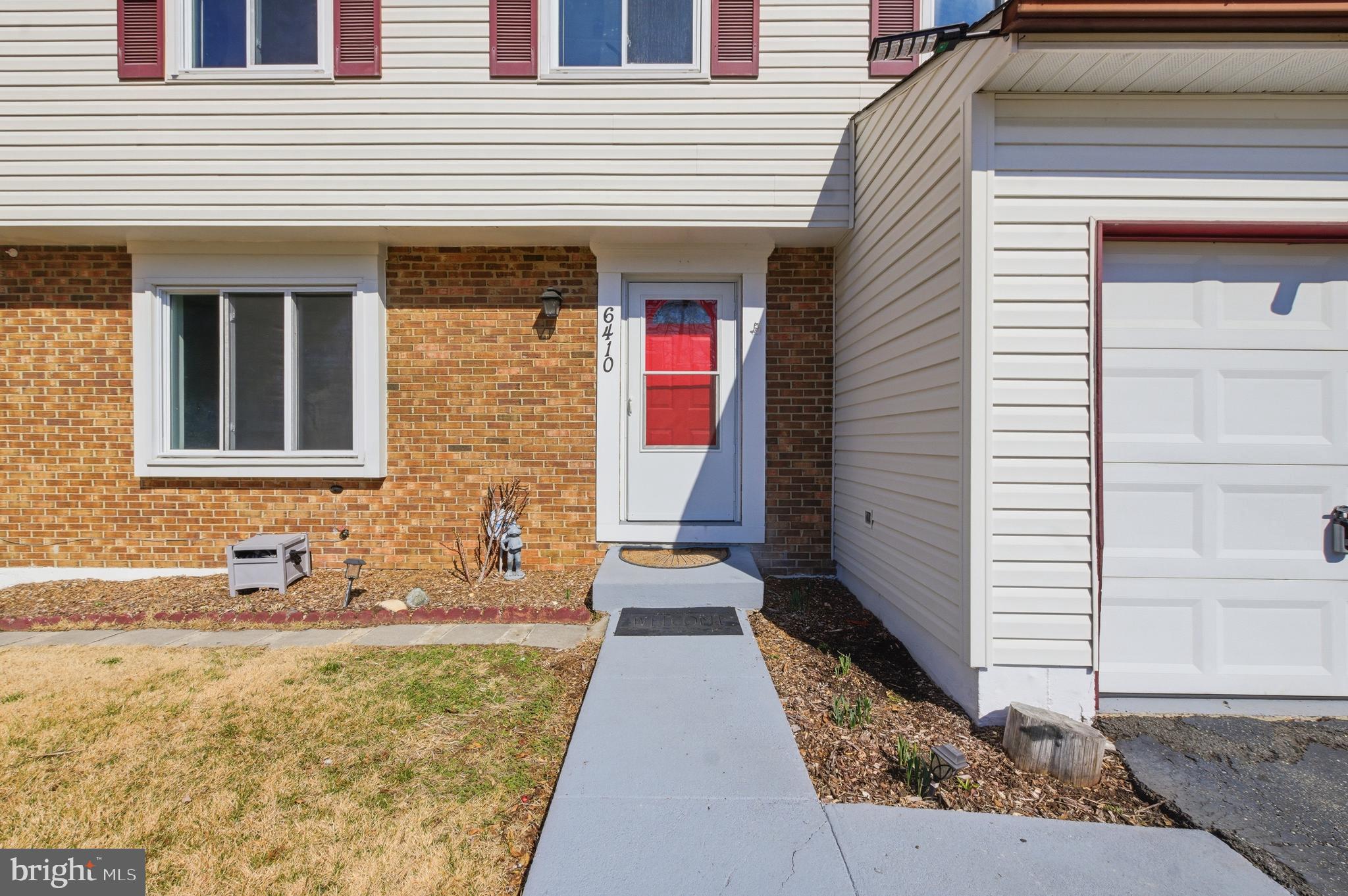 CONNEMARA HILLS - Residential