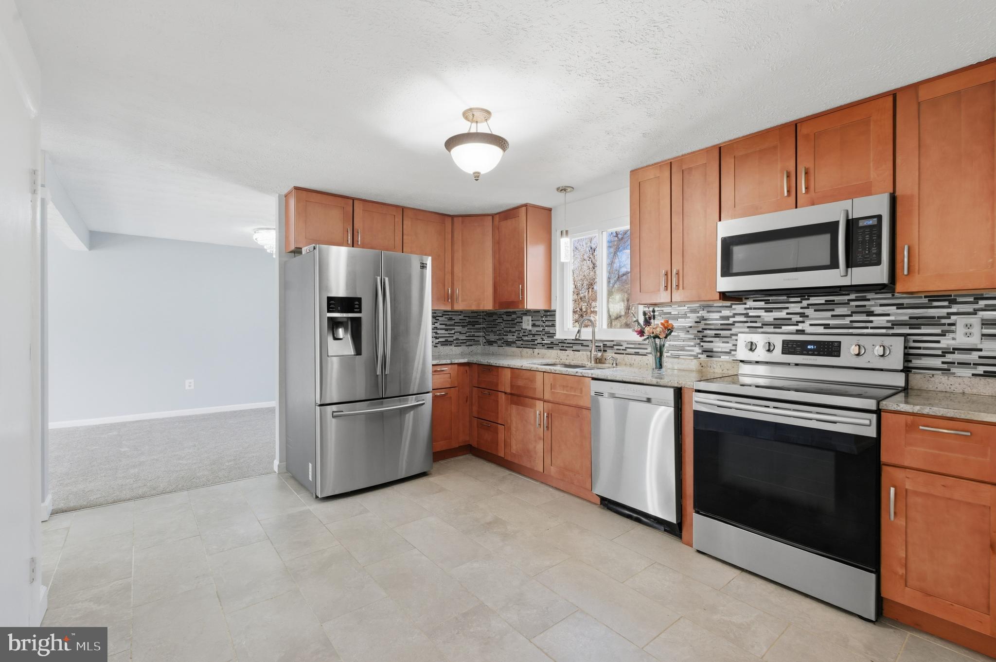 CONNEMARA HILLS - Residential