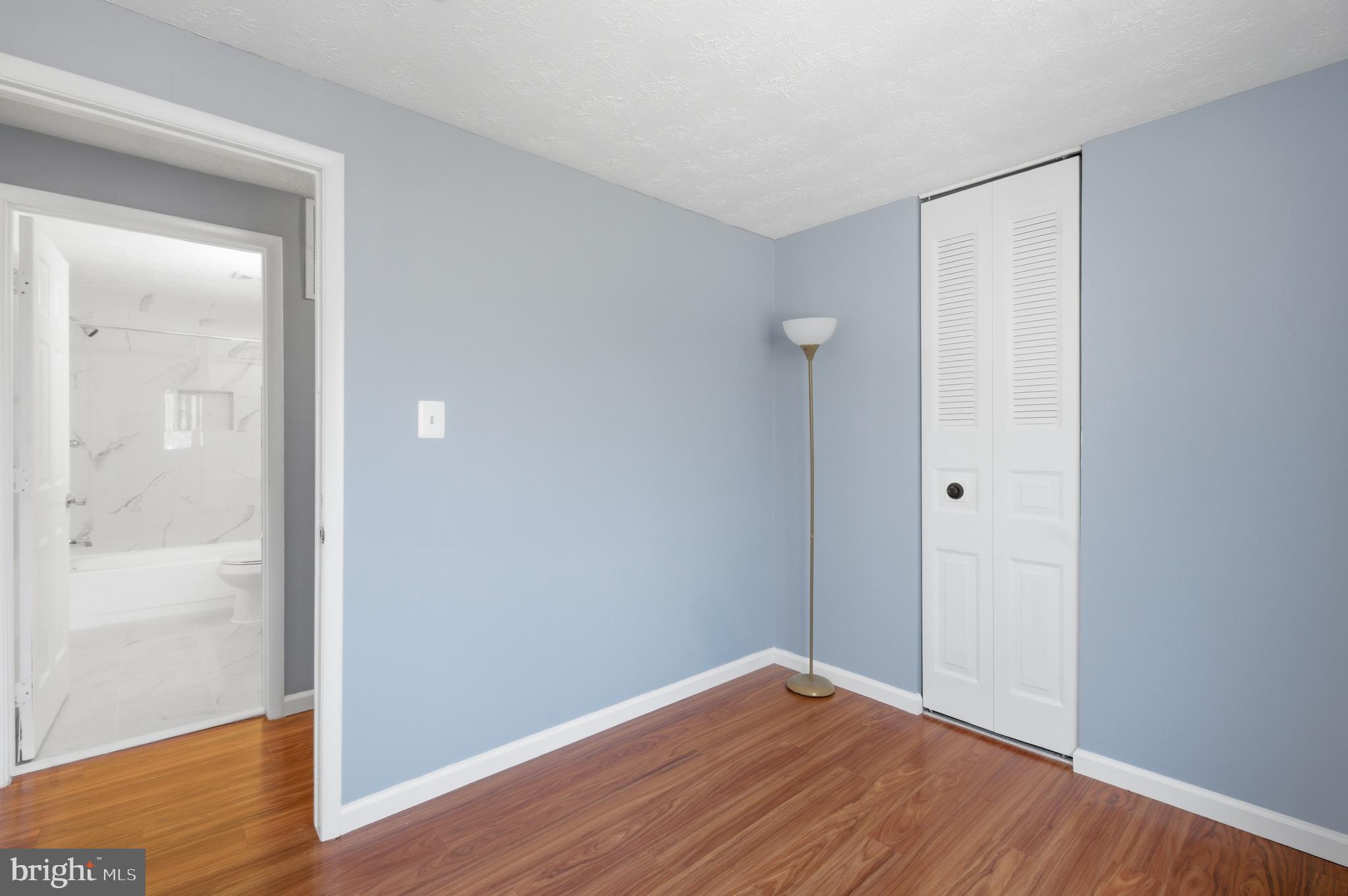 CONNEMARA HILLS - Residential