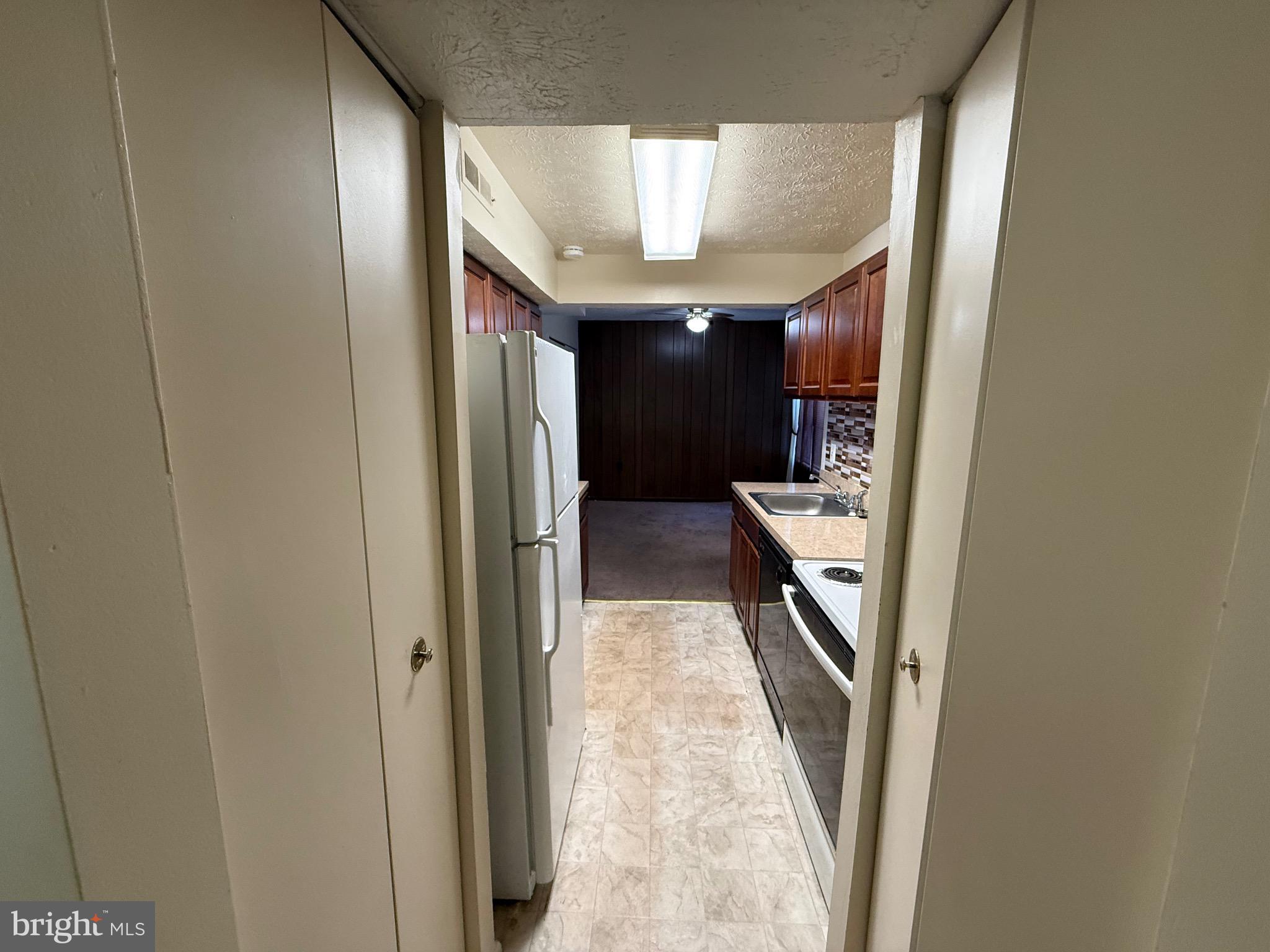 GREENBRIAR CONDO PHASE I - Residential