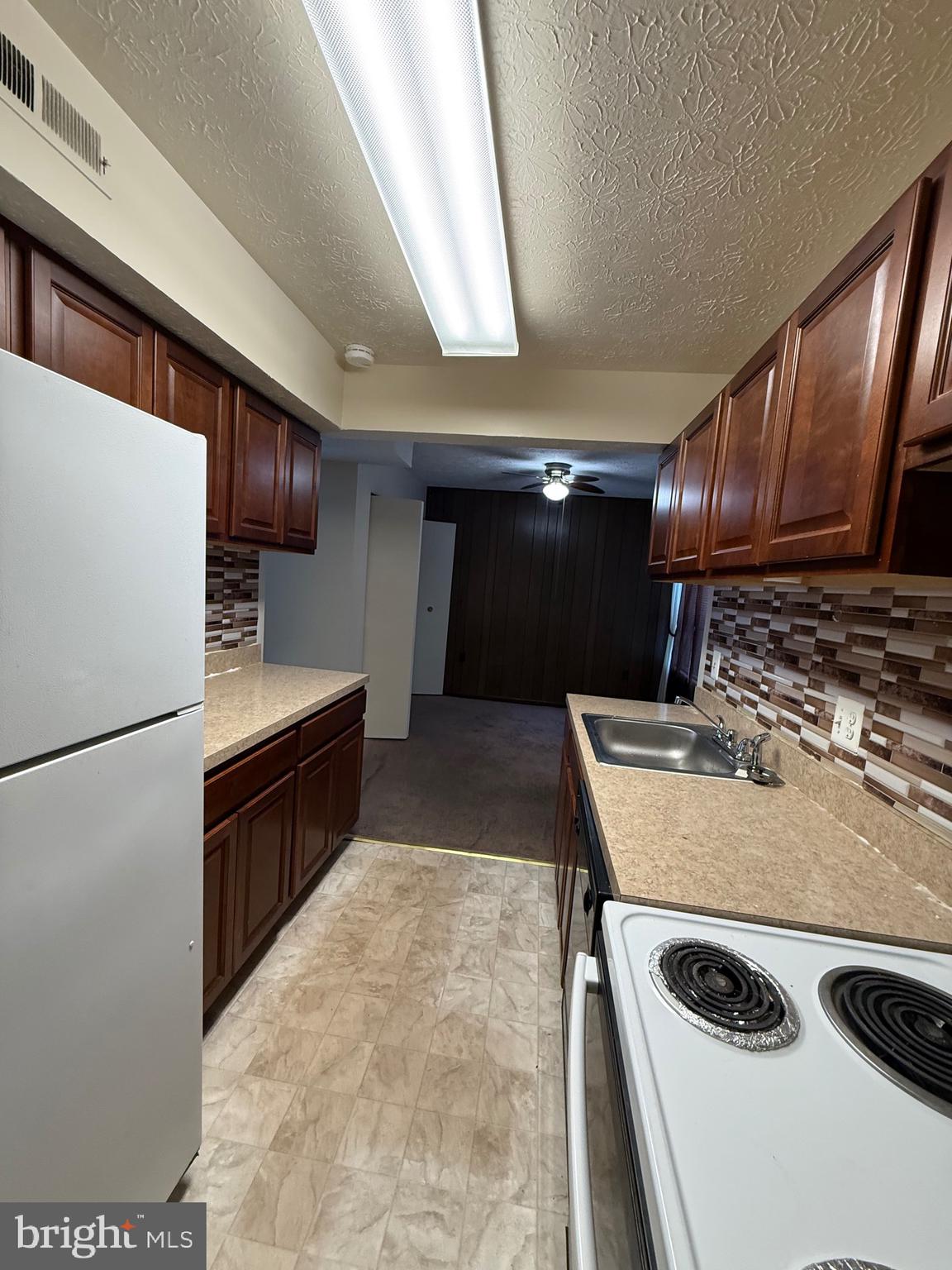 GREENBRIAR CONDO PHASE I - Residential