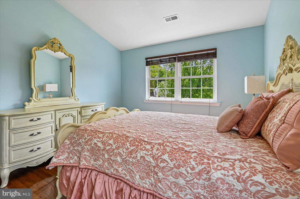 COVENTRY ESTATES - Residential