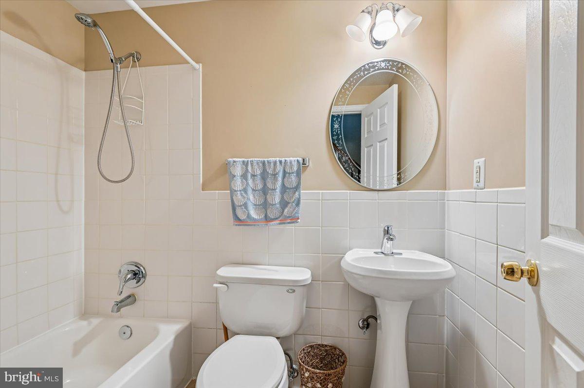 COVENTRY ESTATES - Residential