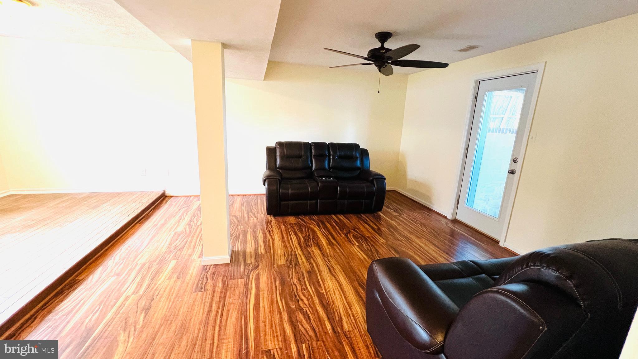 HOLLYWOOD ON THE HILL - Residential Lease