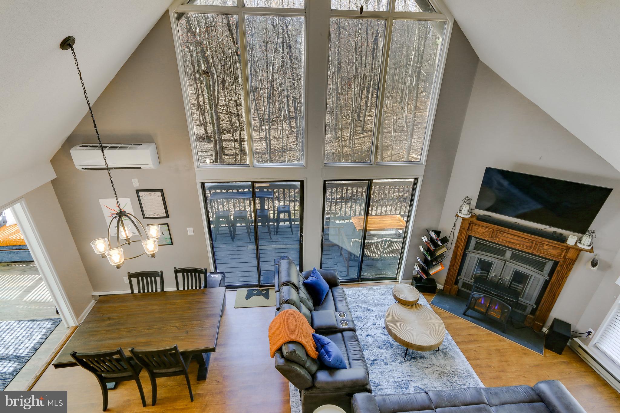 THE WOODS - Residential