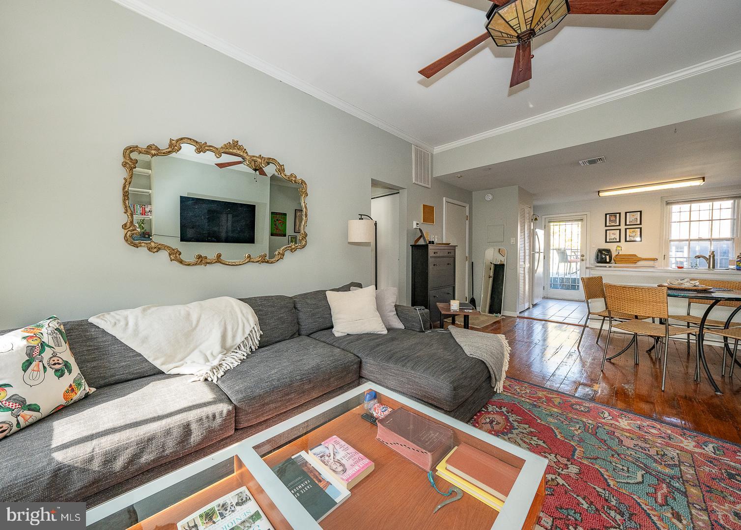 ART MUSEUM AREA - Residential