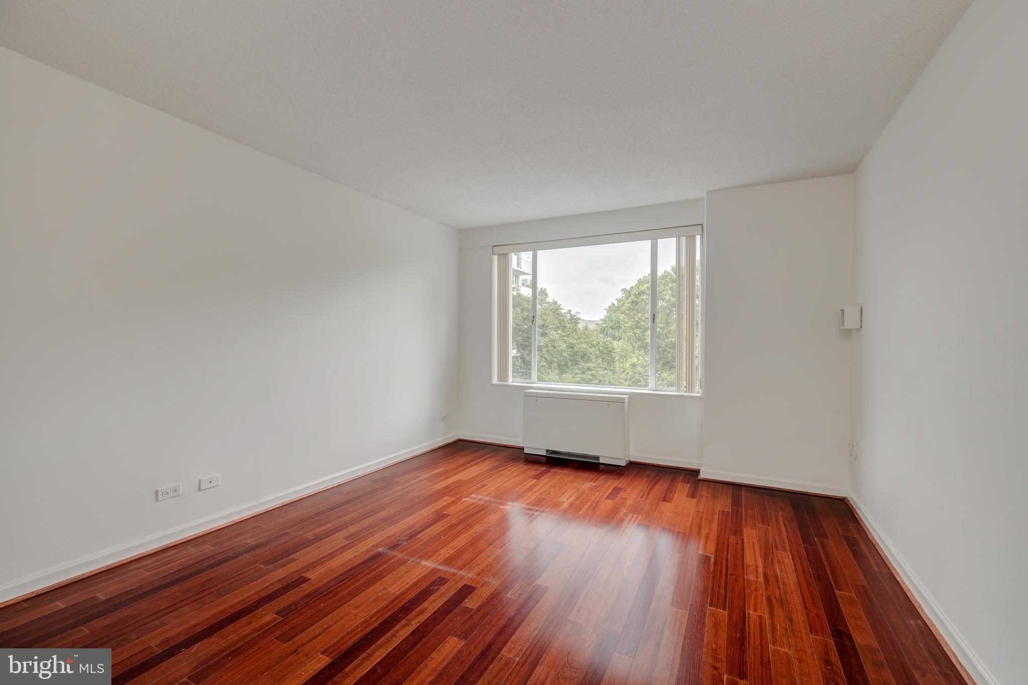 THE CHATHAM - Residential Lease