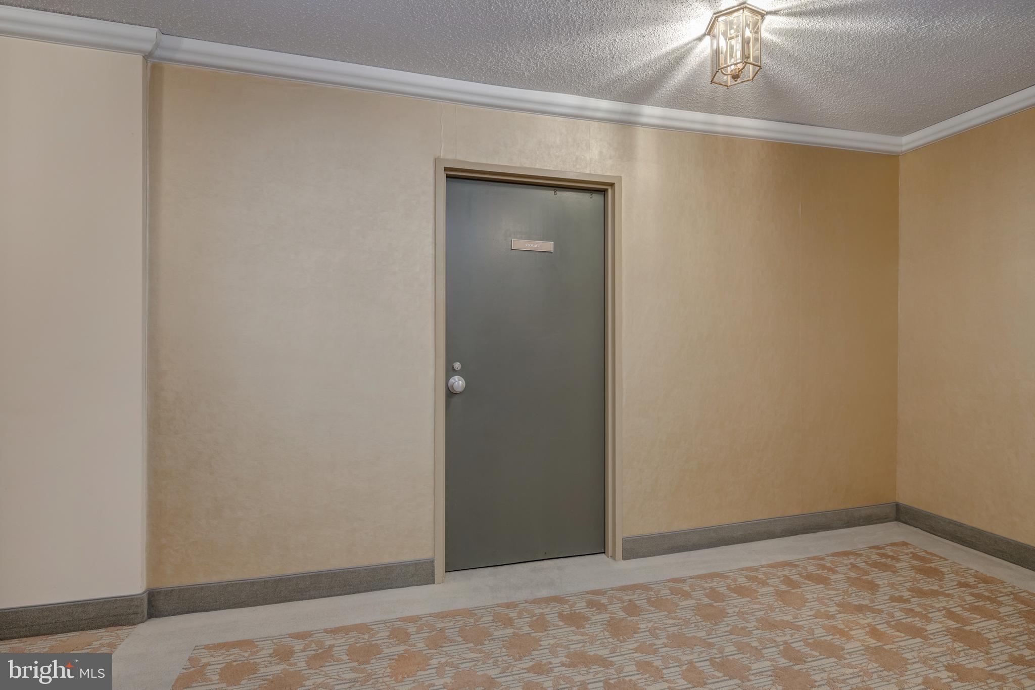 THE CHATHAM - Residential Lease