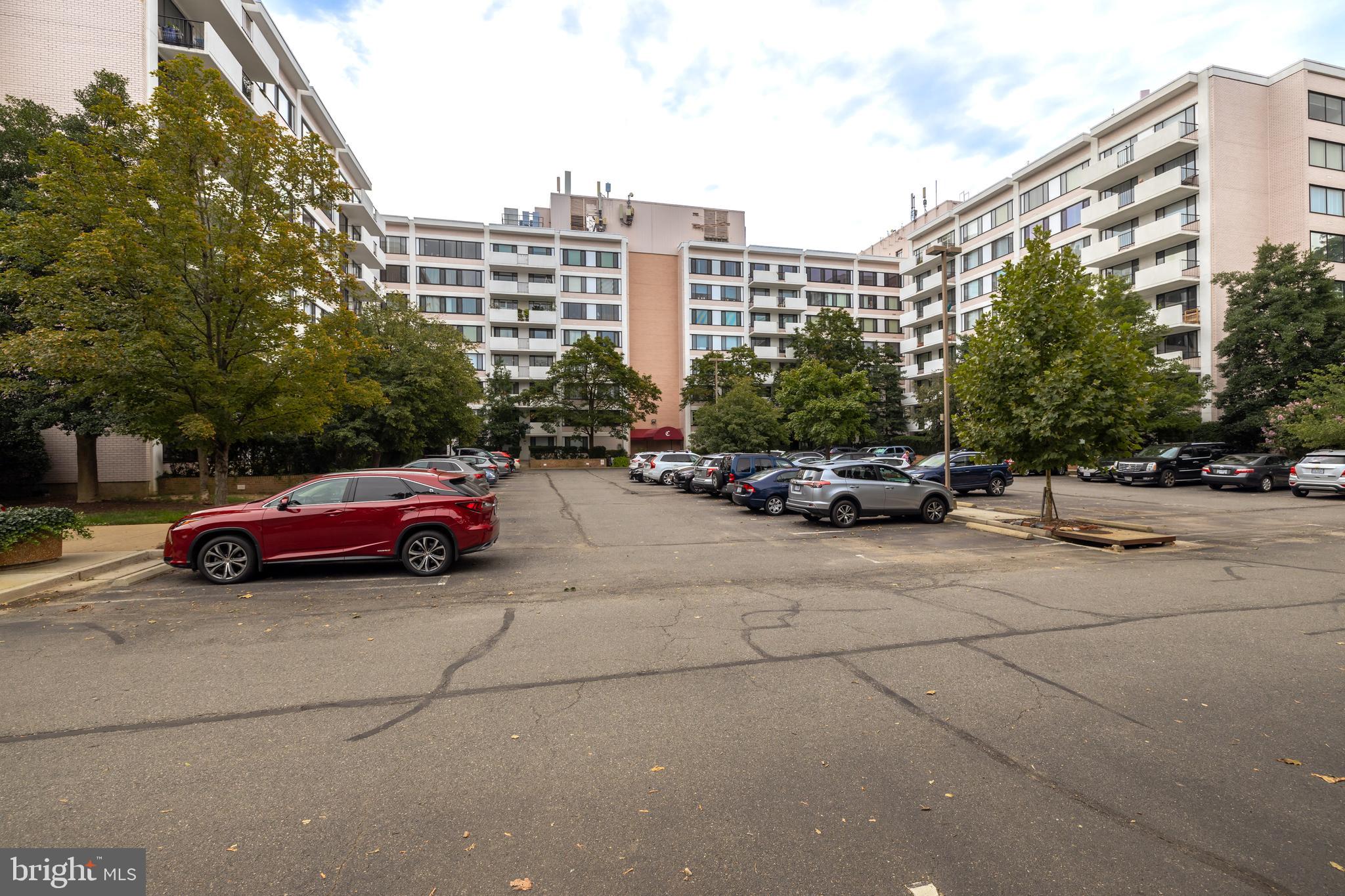 THE CHATHAM - Residential Lease