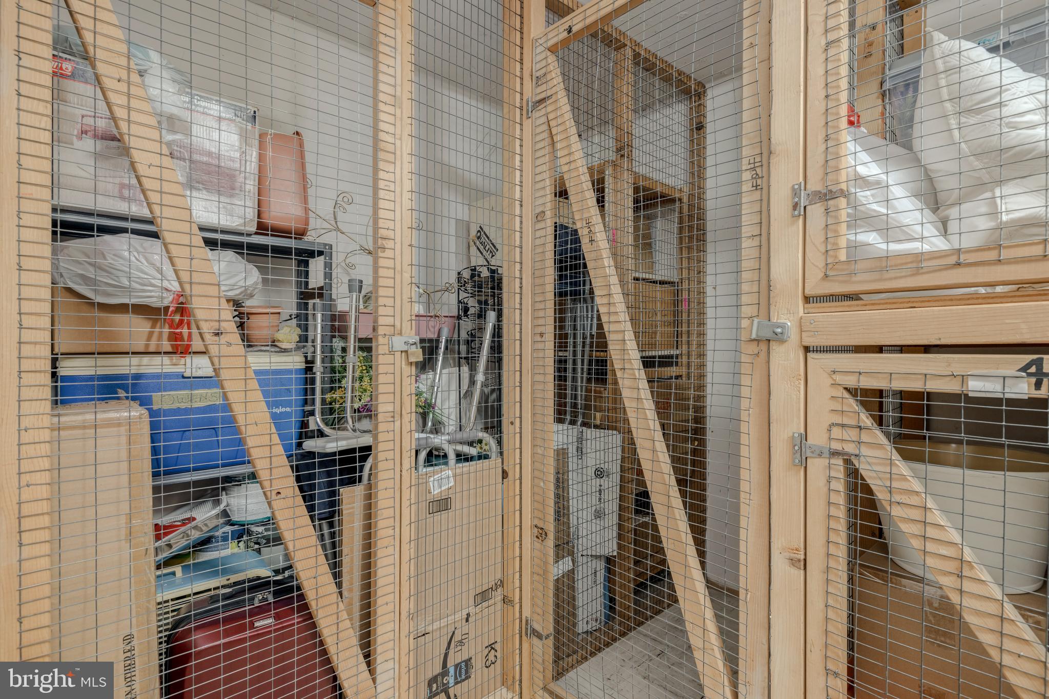 THE CHATHAM - Residential Lease