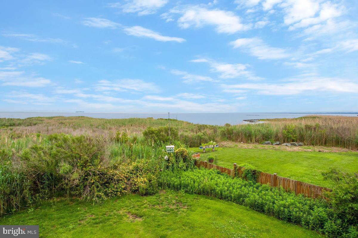 COLUMBIA BEACH - Residential
