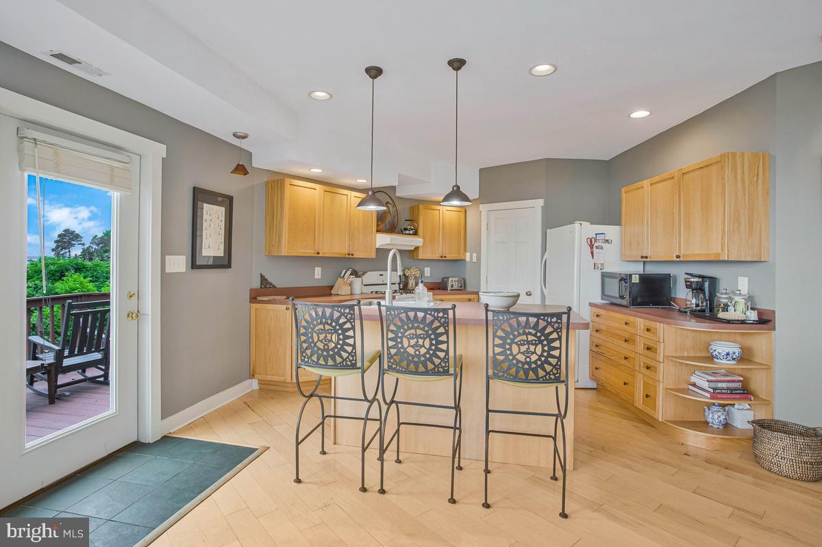 COLUMBIA BEACH - Residential