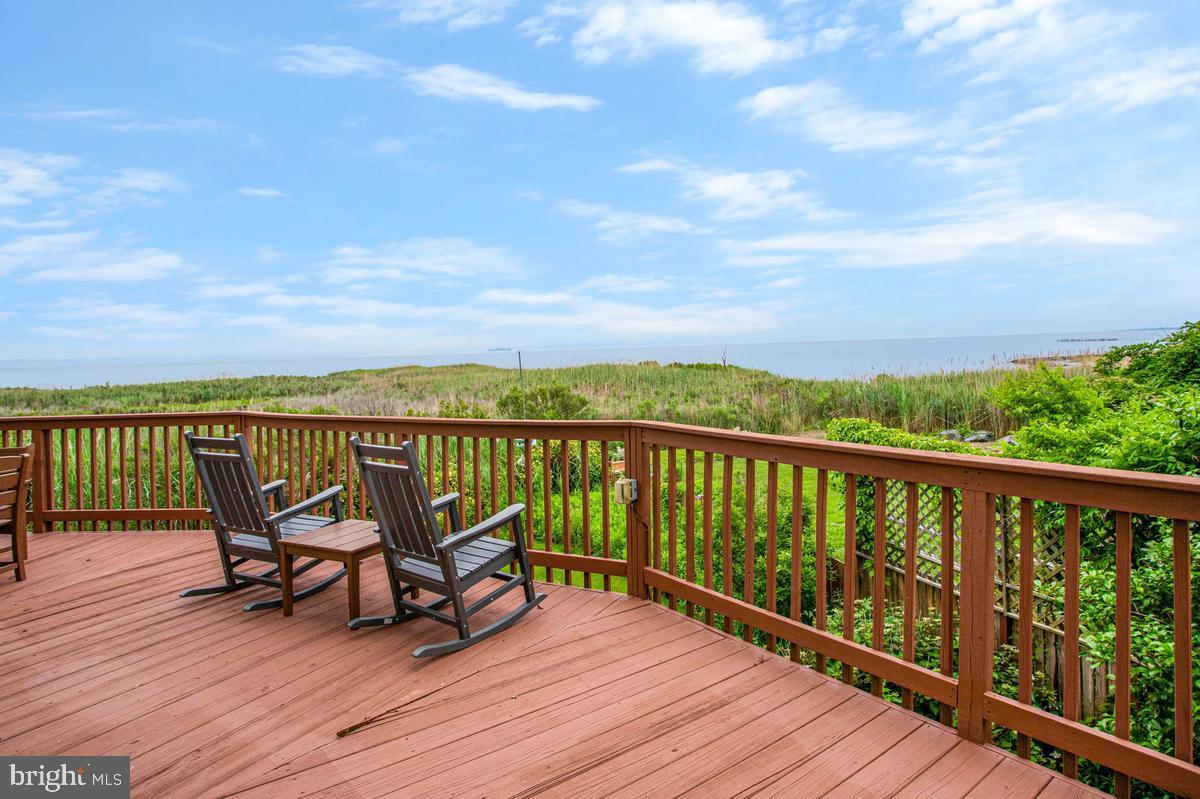 COLUMBIA BEACH - Residential