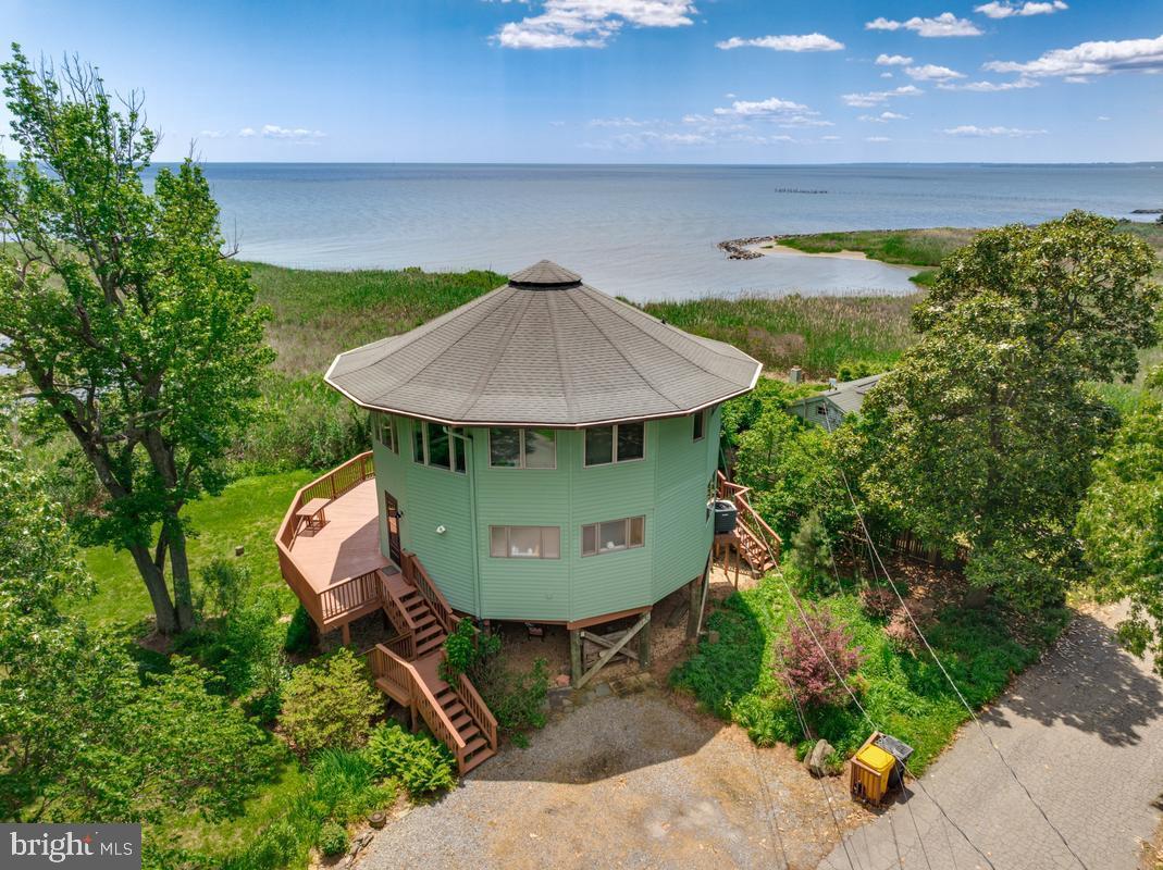 COLUMBIA BEACH - Residential