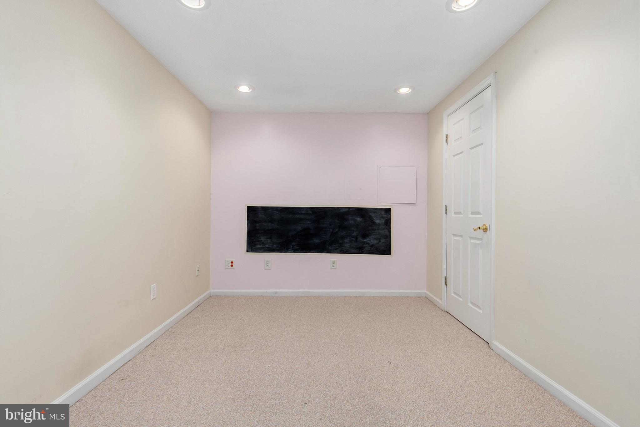 WILLOWOOD - Residential