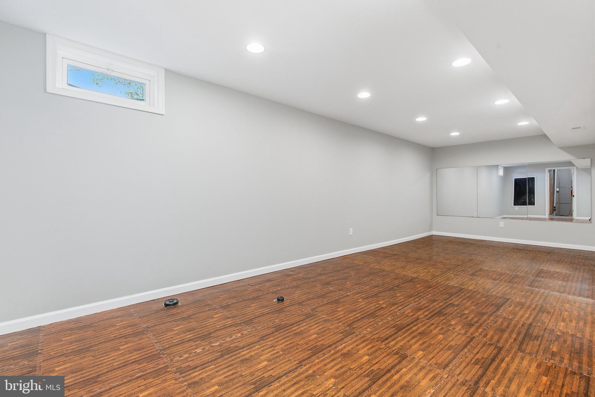 WILLOWOOD - Residential