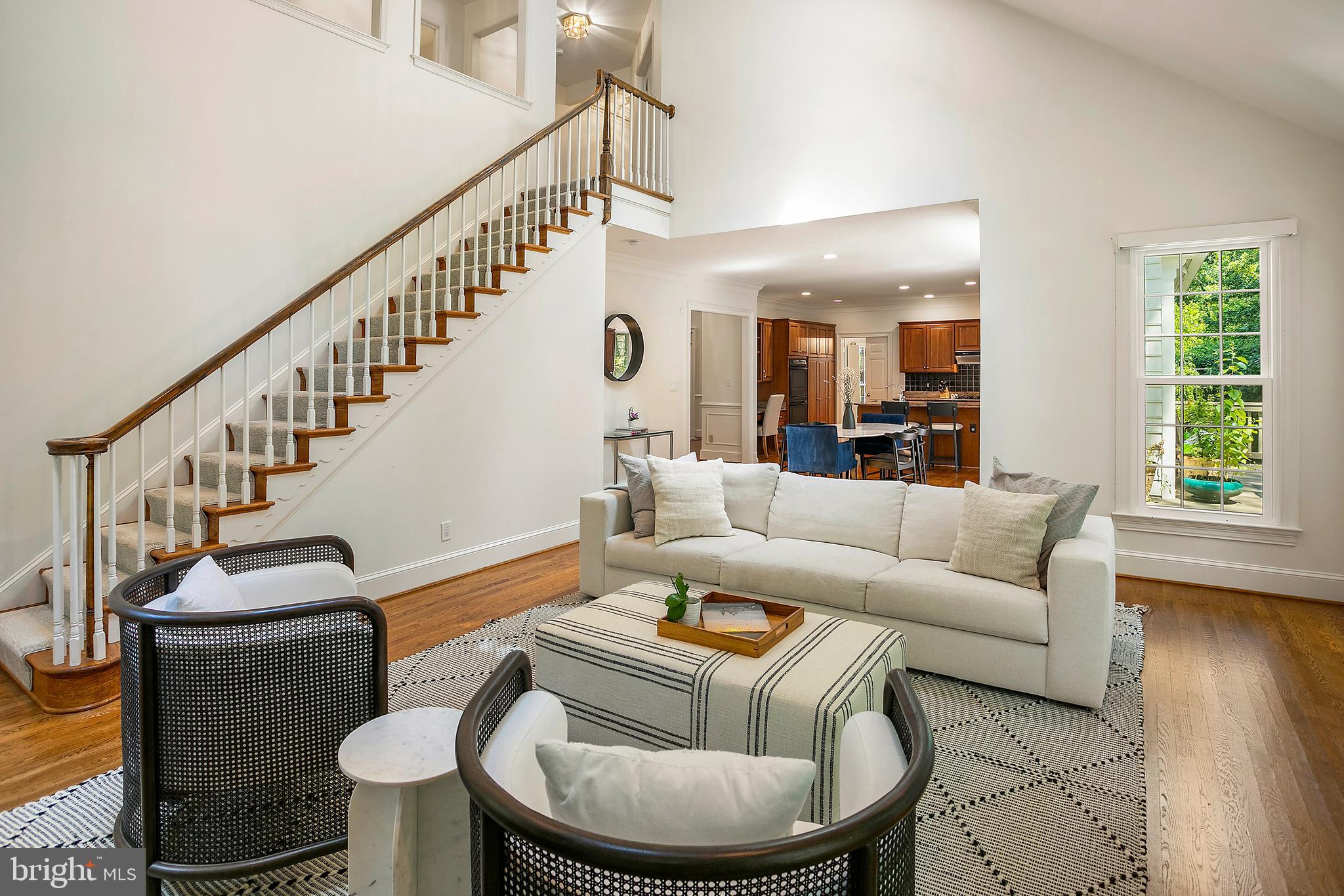 CARDEROCK SPRINGS - Residential