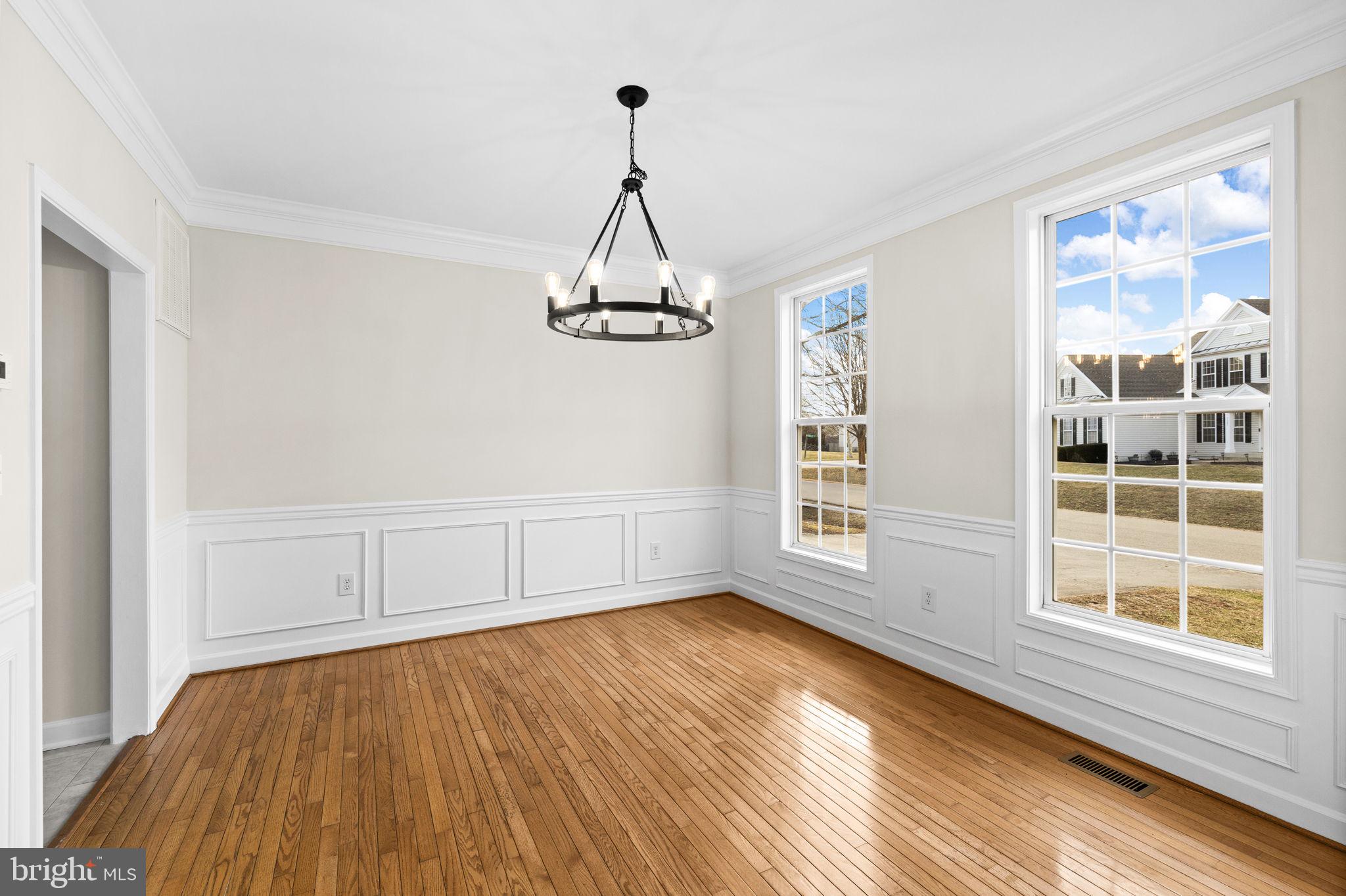 WALNUT HILLS - Residential