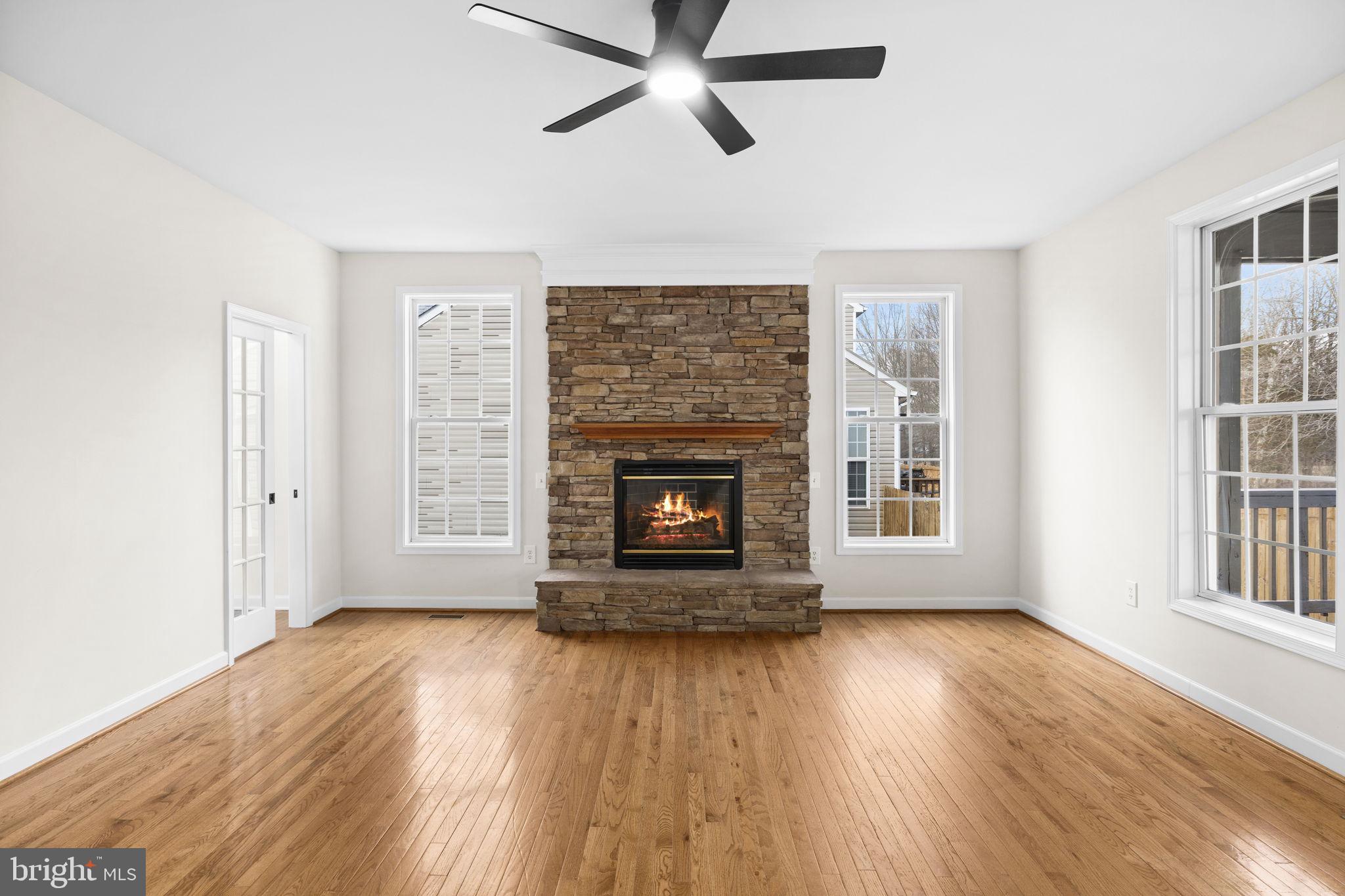 WALNUT HILLS - Residential