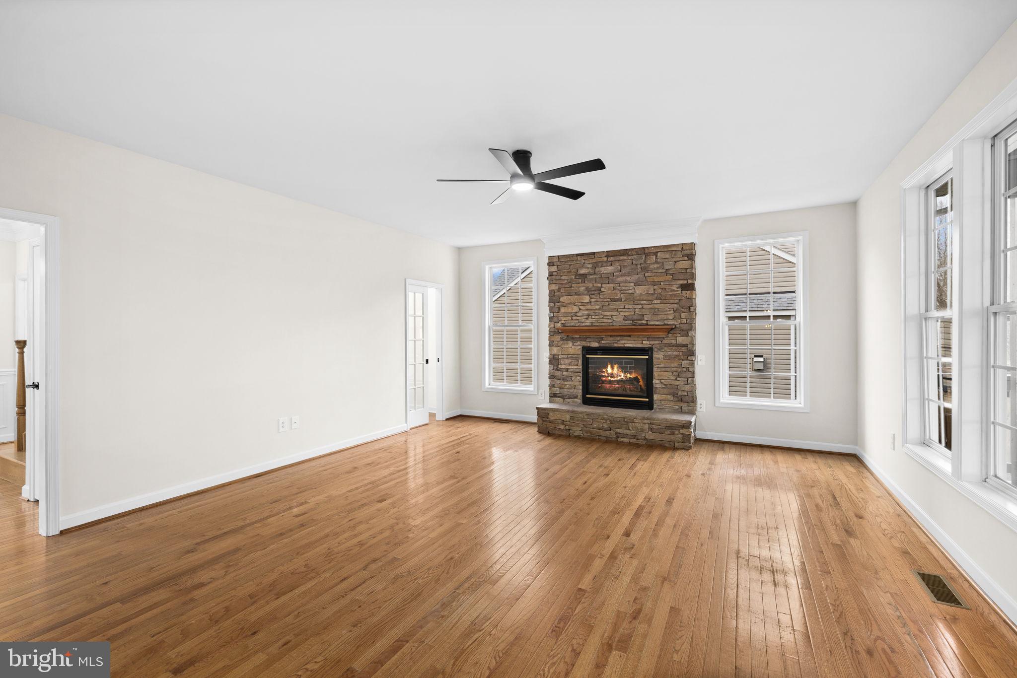 WALNUT HILLS - Residential