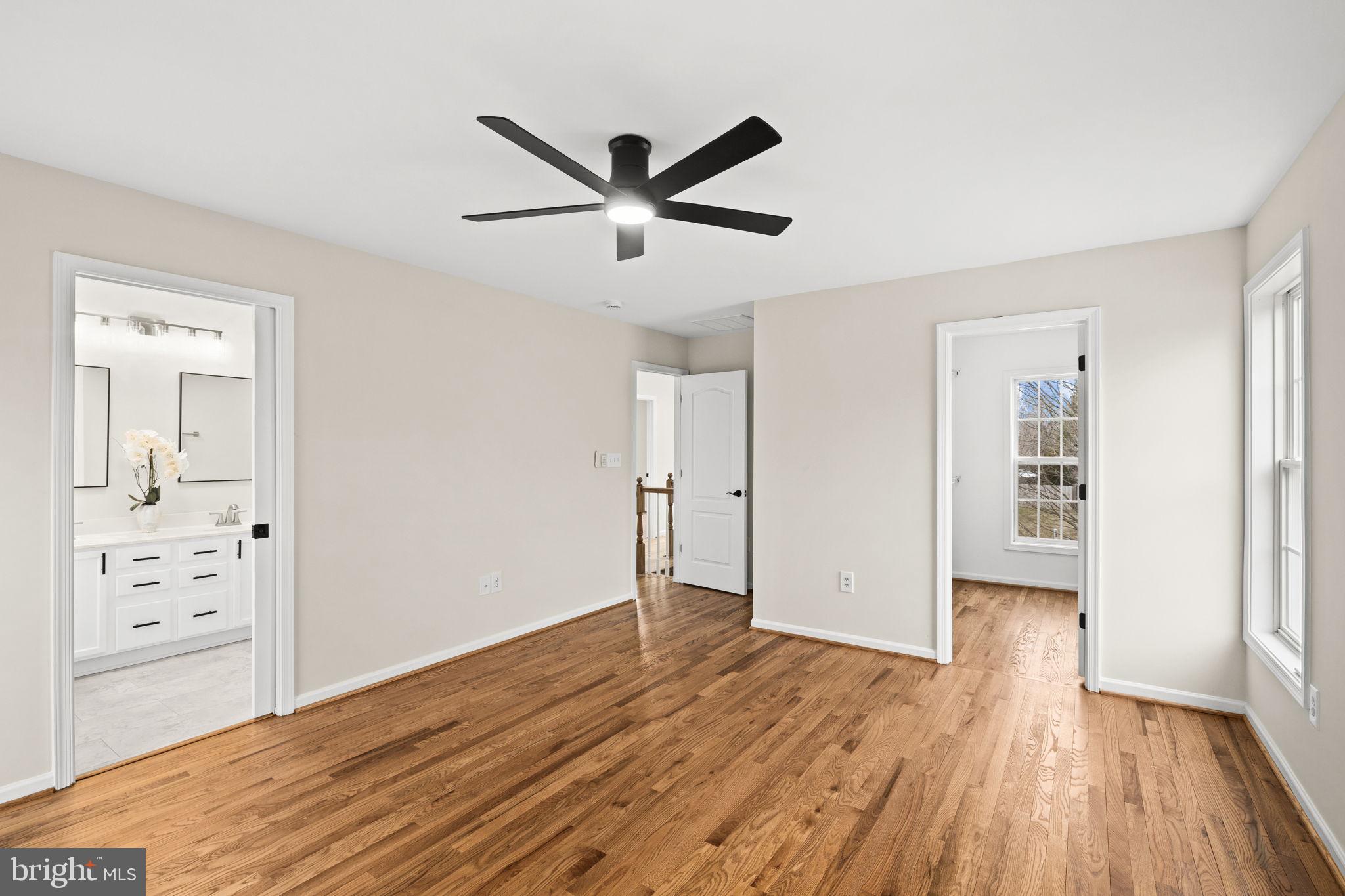 WALNUT HILLS - Residential