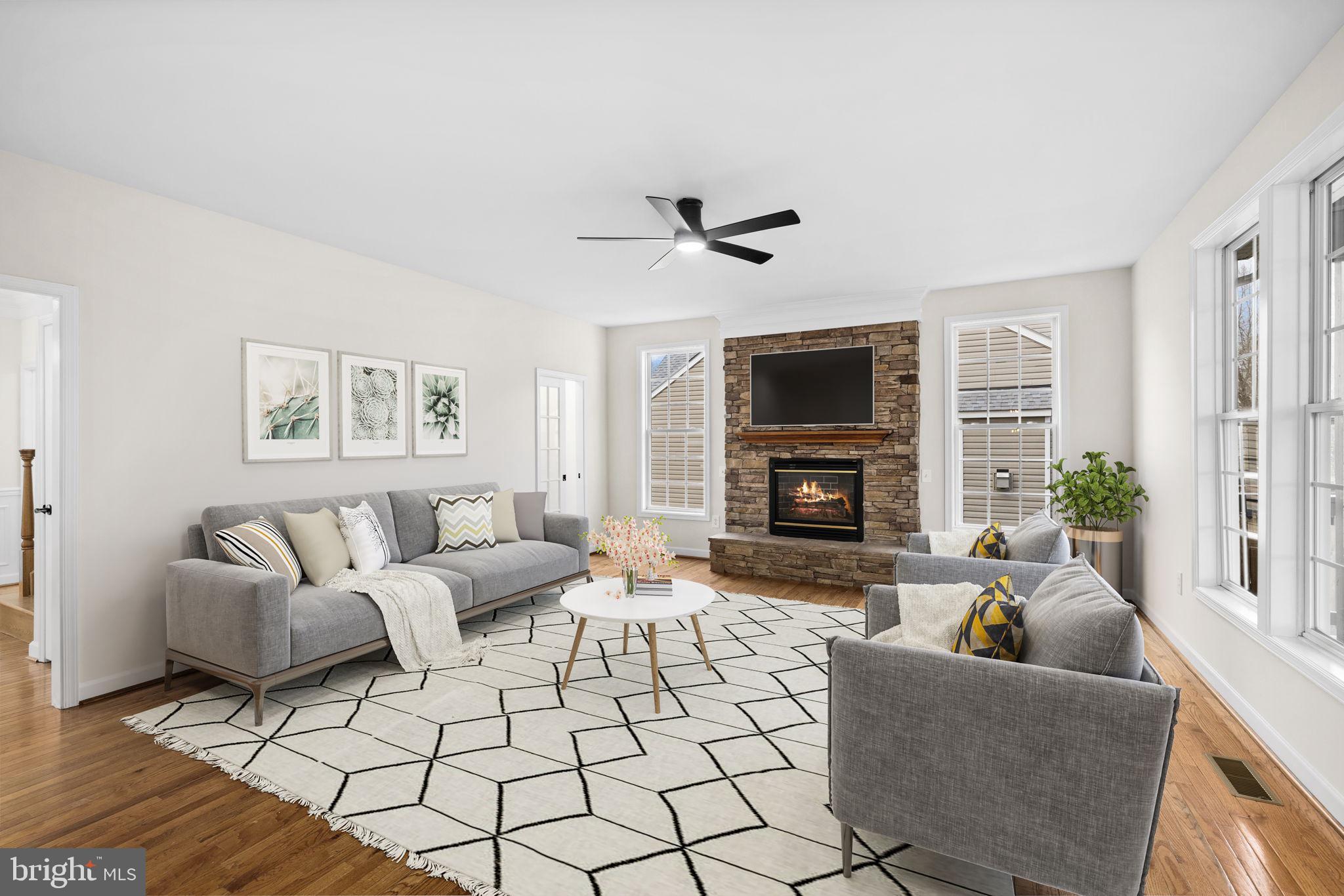 WALNUT HILLS - Residential