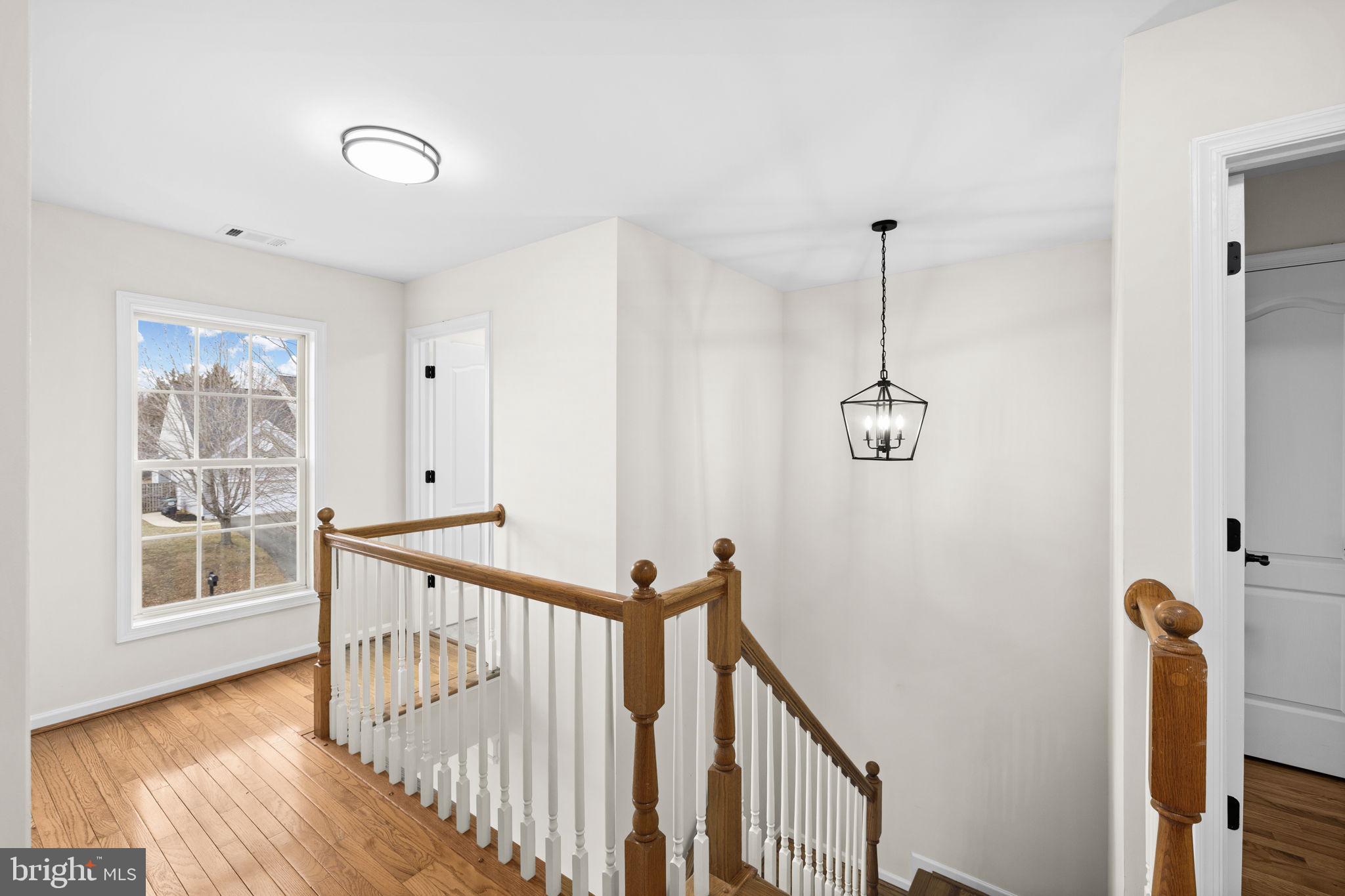 WALNUT HILLS - Residential