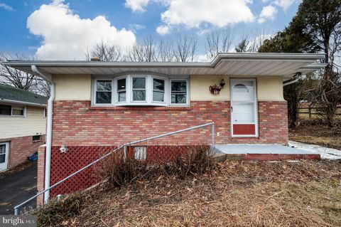 1938 HIGH PARK MANOR POTTSVILLE PA 17901