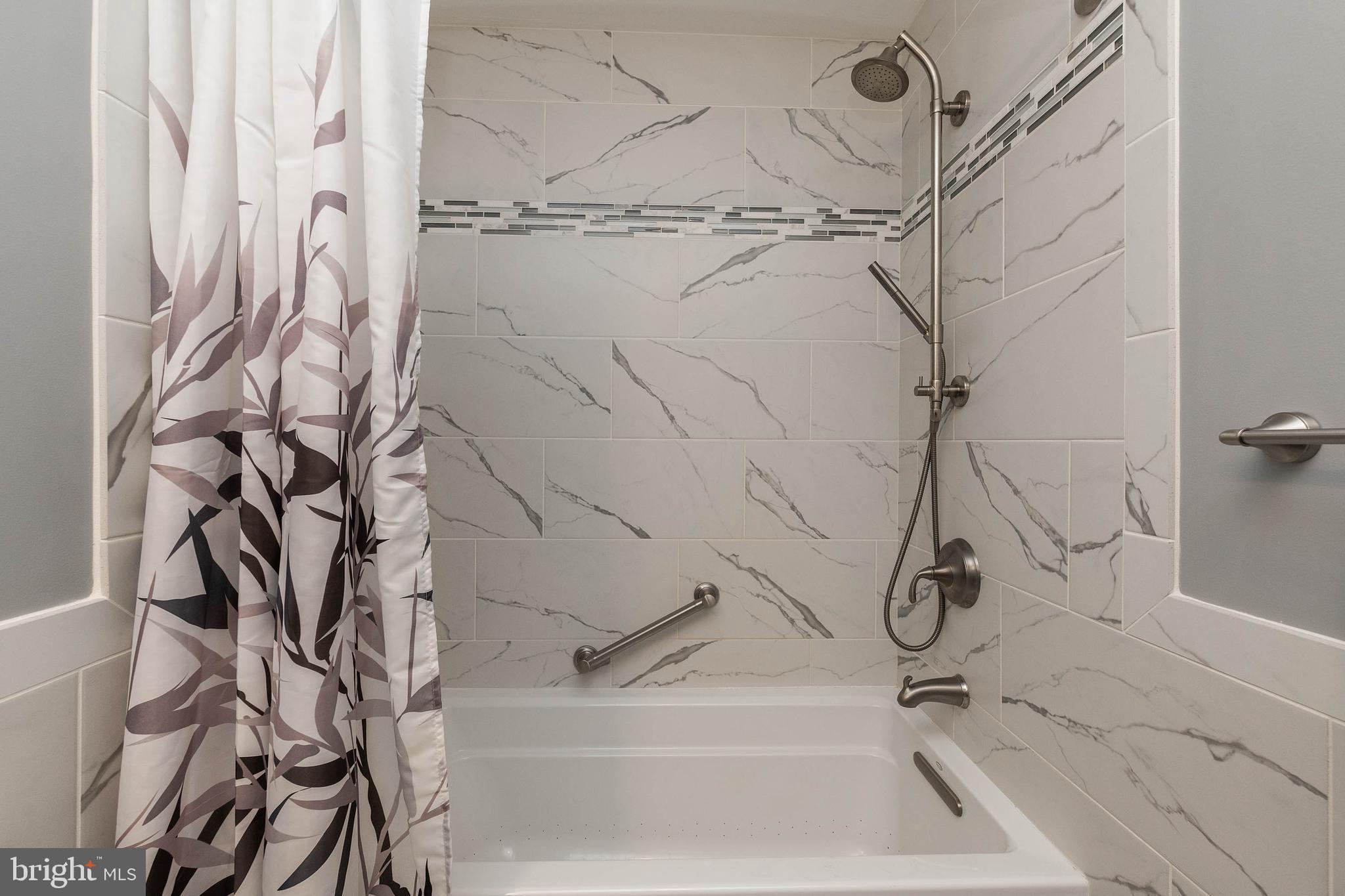 CAPE ST CLAIRE - Residential