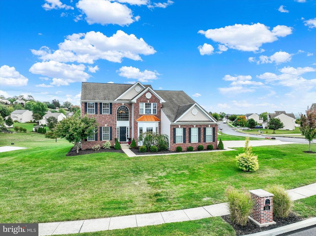 Photo of 531 Windy Way, NEW CUMBERLAND, PA 17070 (MLS # PAYK2091502)