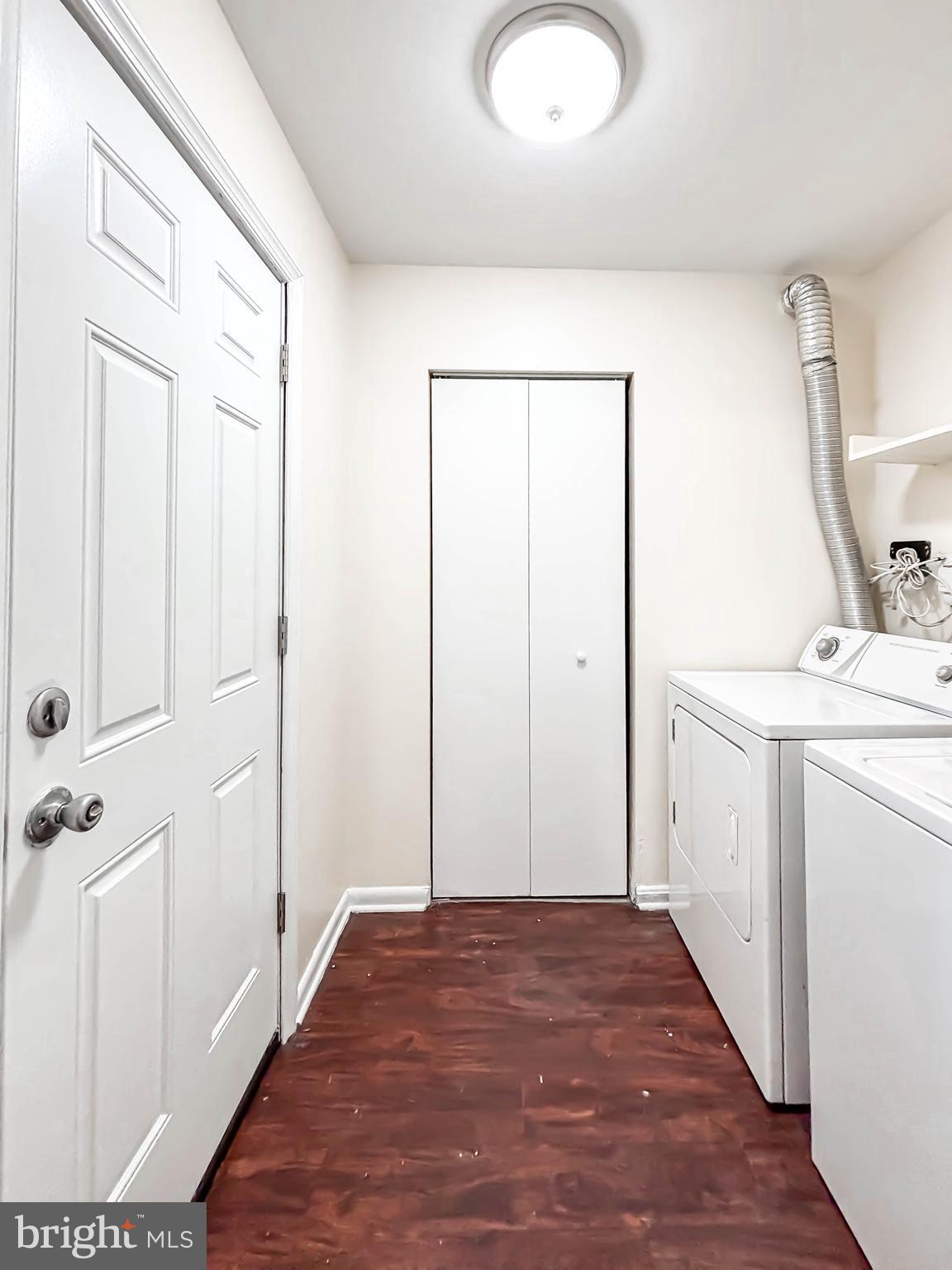 HERITAGE HILL CONDO - Residential Lease