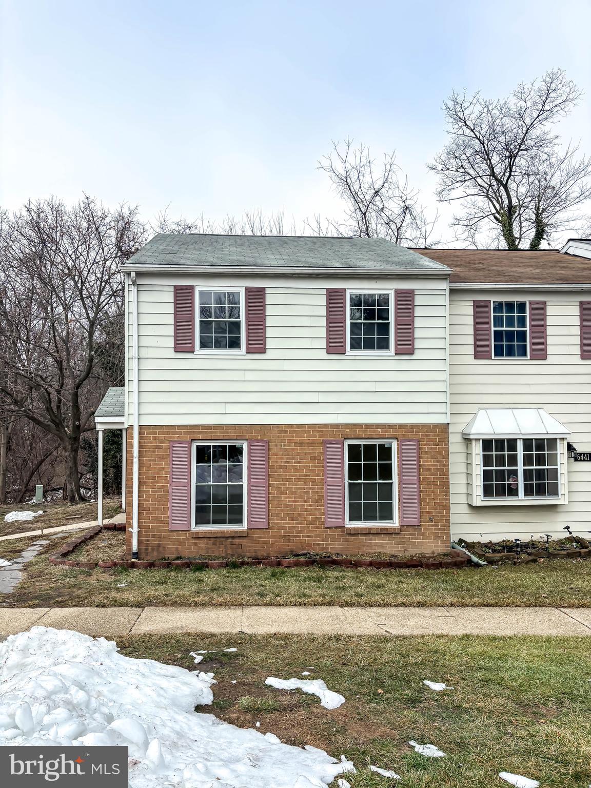 HERITAGE HILL CONDO - Residential Lease