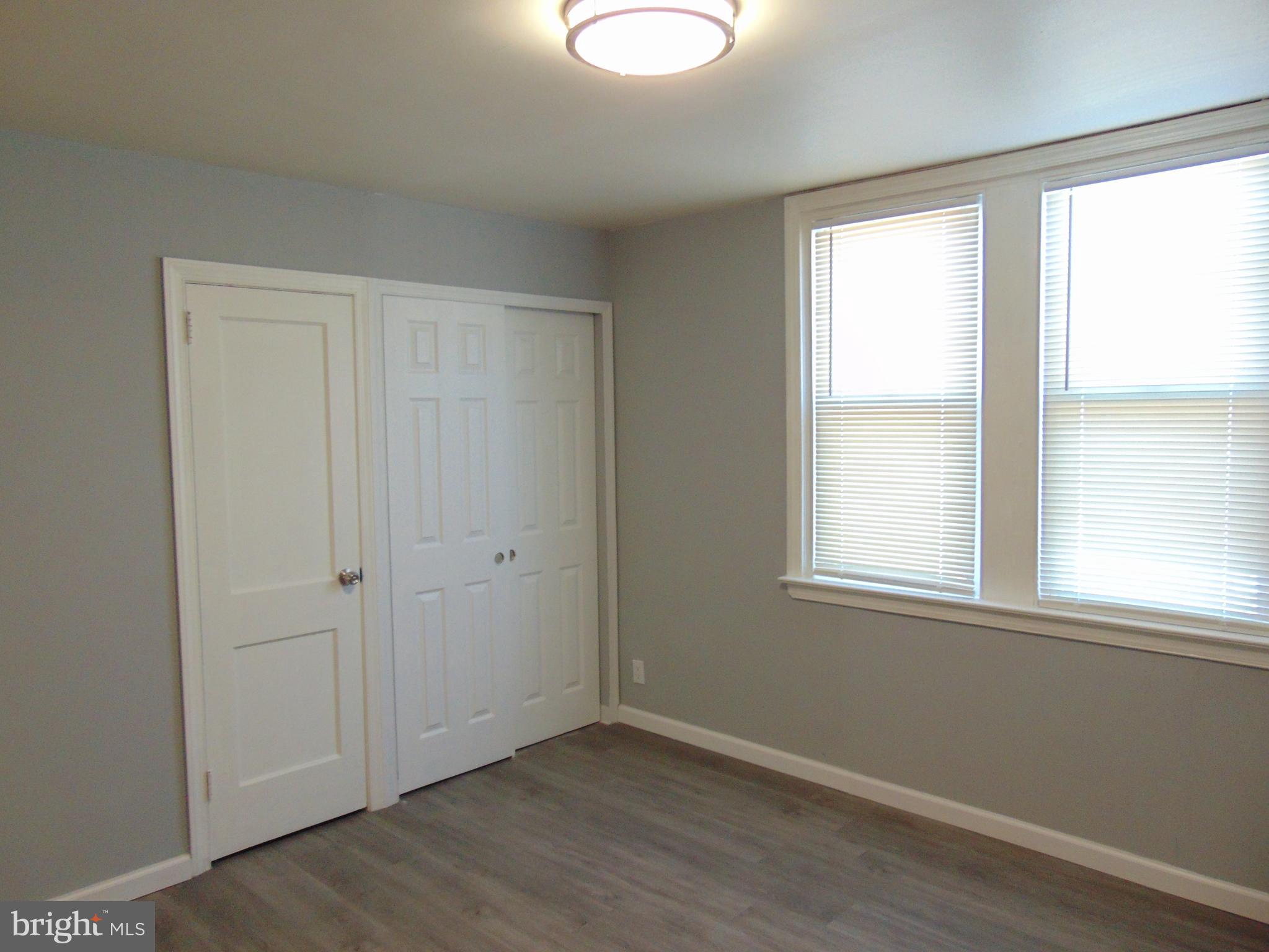 LAWNCREST - Residential